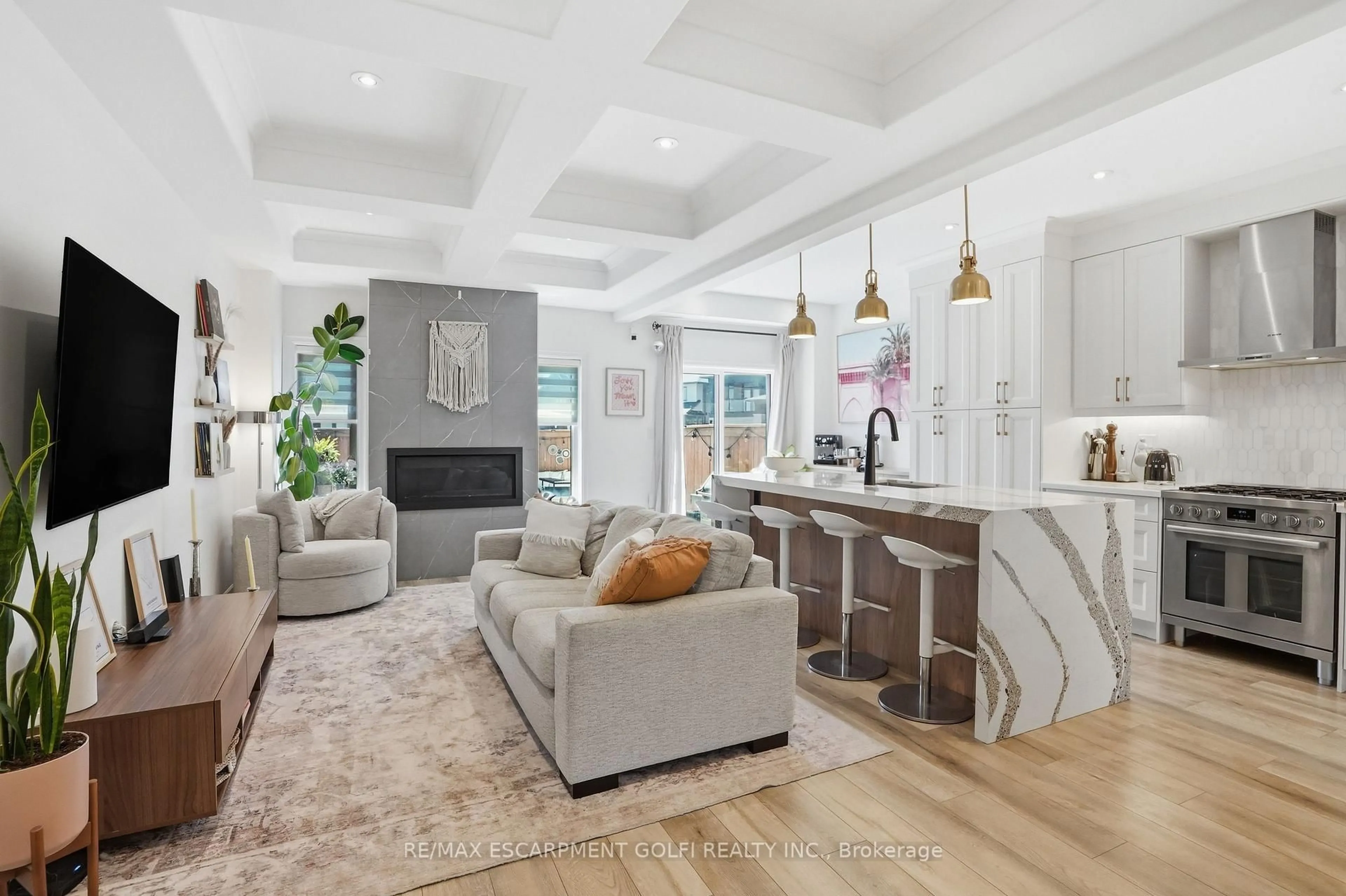 Open concept kitchen, unknown for 39 BELLHOUSE Ave, Brantford Ontario N3T 0T7