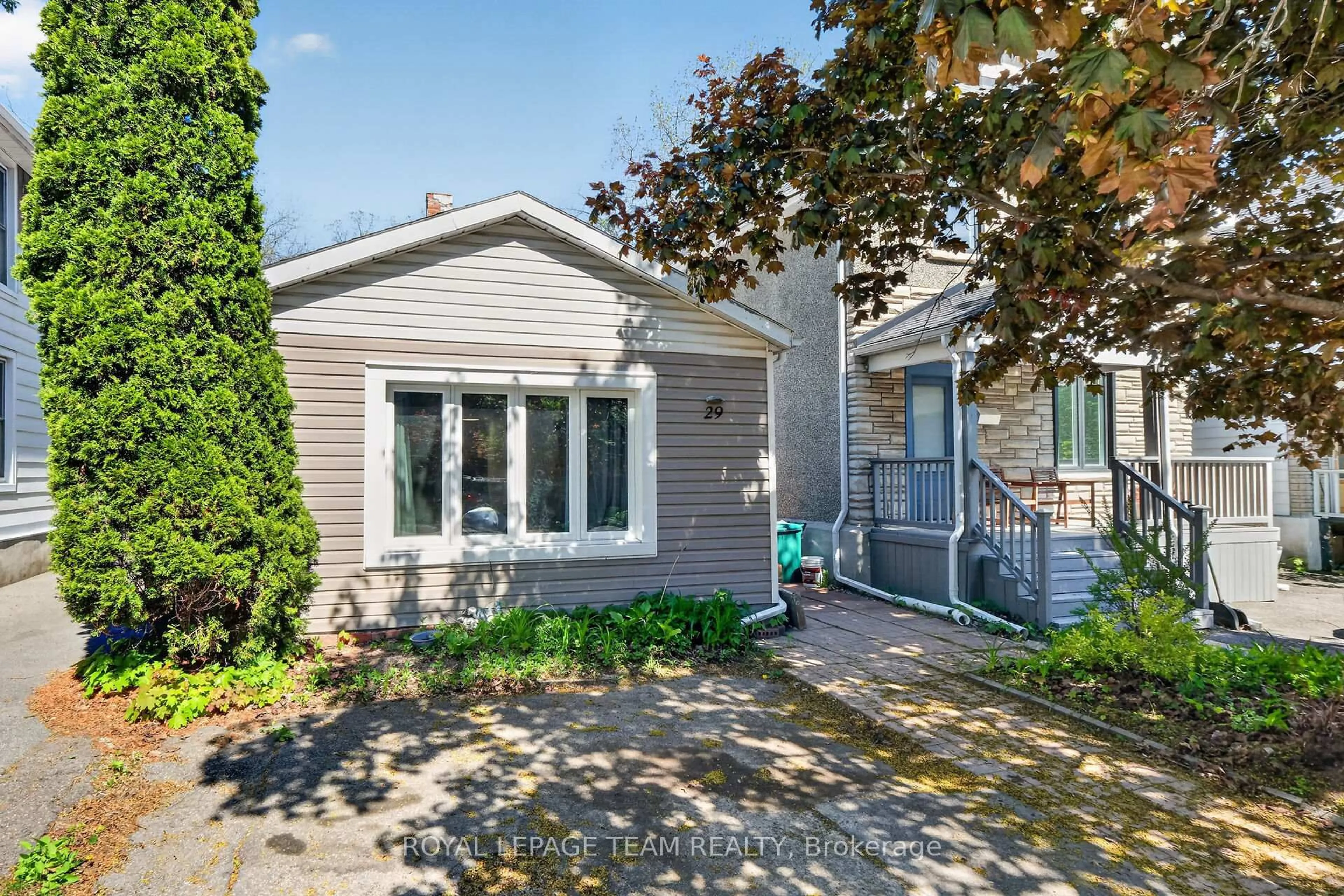 Unknown for 29 Stevenson Ave, Ottawa Ontario K1Z 6M9