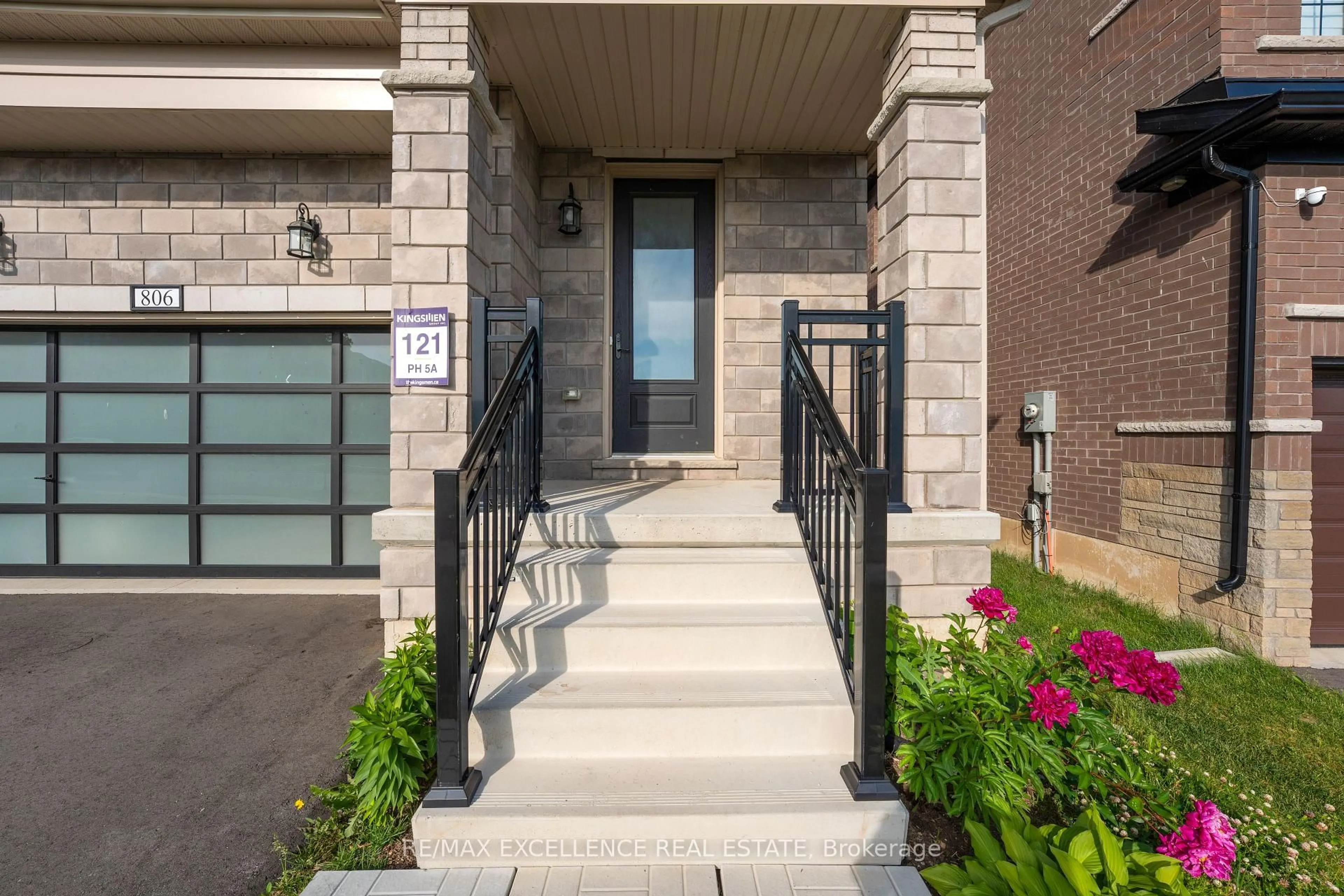 Unknown for 806 Sobeski Ave, Woodstock Ontario N4T 0P1