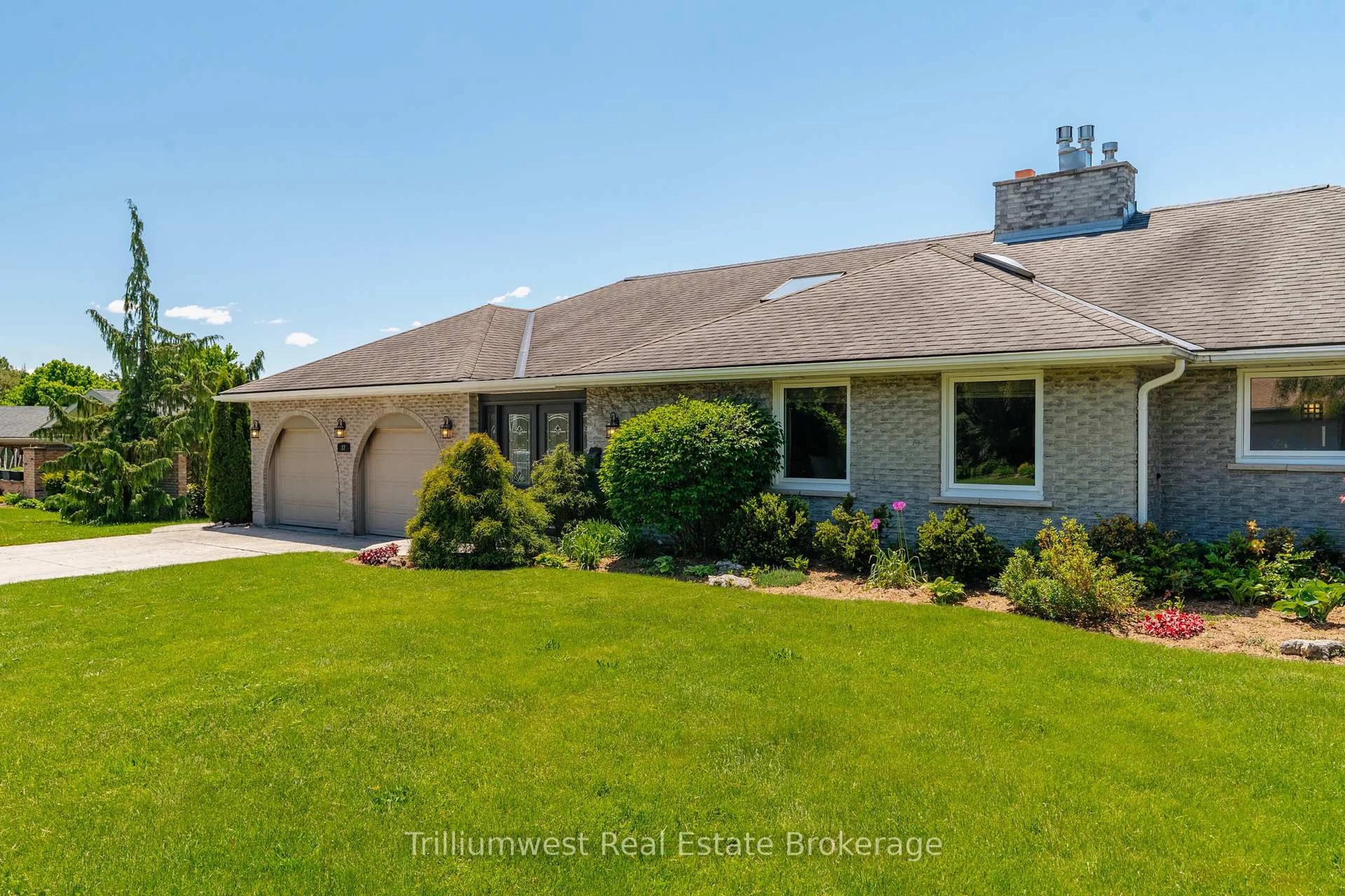 Unknown for 37 Blue Forest Cres, Guelph/Eramosa Ontario N1H 6J2