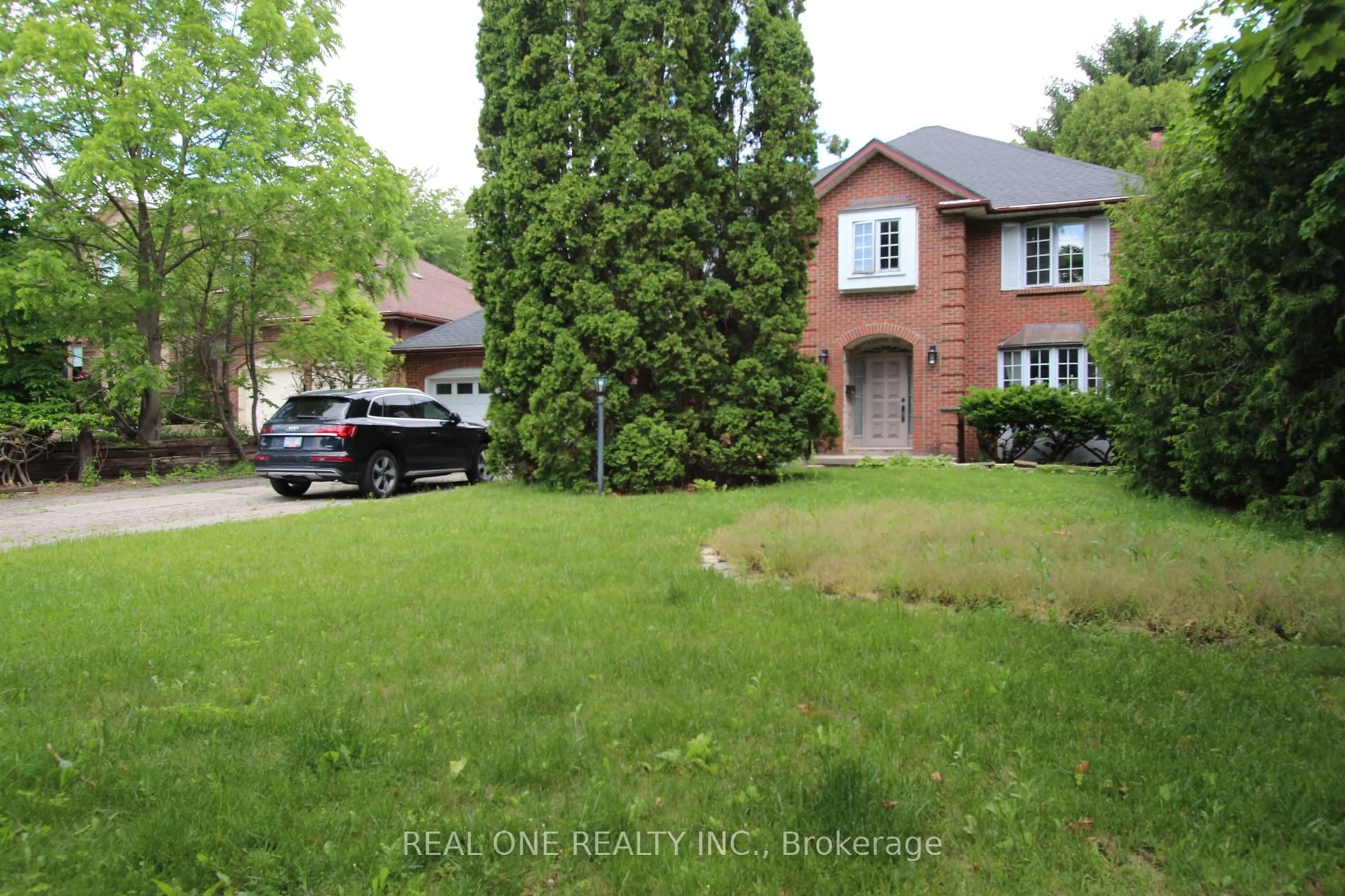 A pic from outside/outdoor area/front of a property/back of a property/a pic from drone, street for 53 Hillview Blvd, London North Ontario N6G 3A7