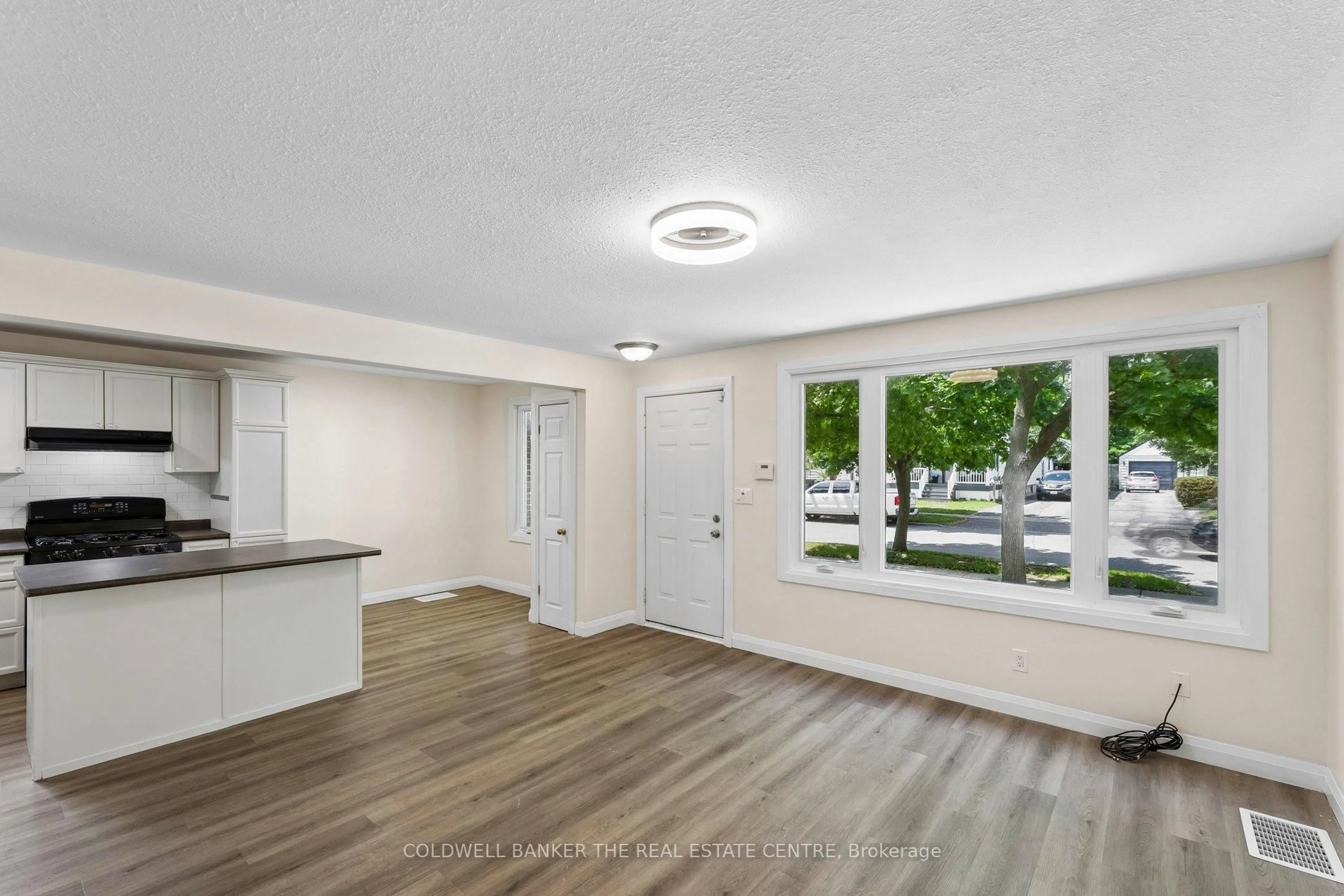 Unknown for 142 Harley St, London East Ontario N5Y 2C2