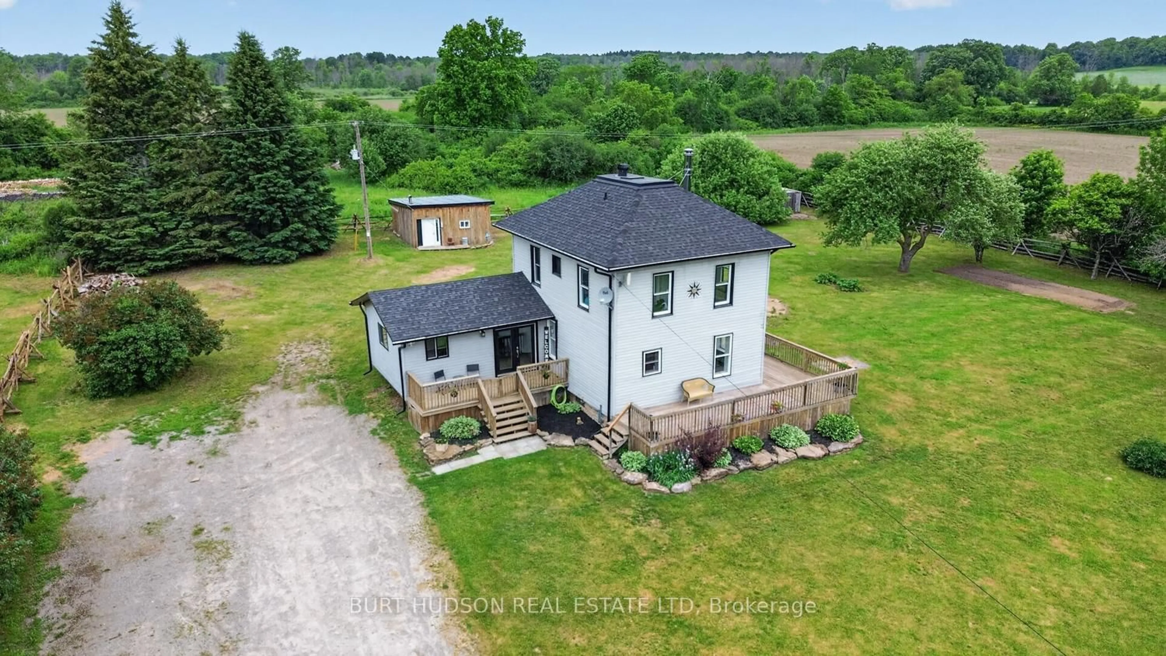 A pic from outside/outdoor area/front of a property/back of a property/a pic from drone, building for 48 Kitley 8 Line, Elizabethtown-Kitley Ontario K0E 1H0