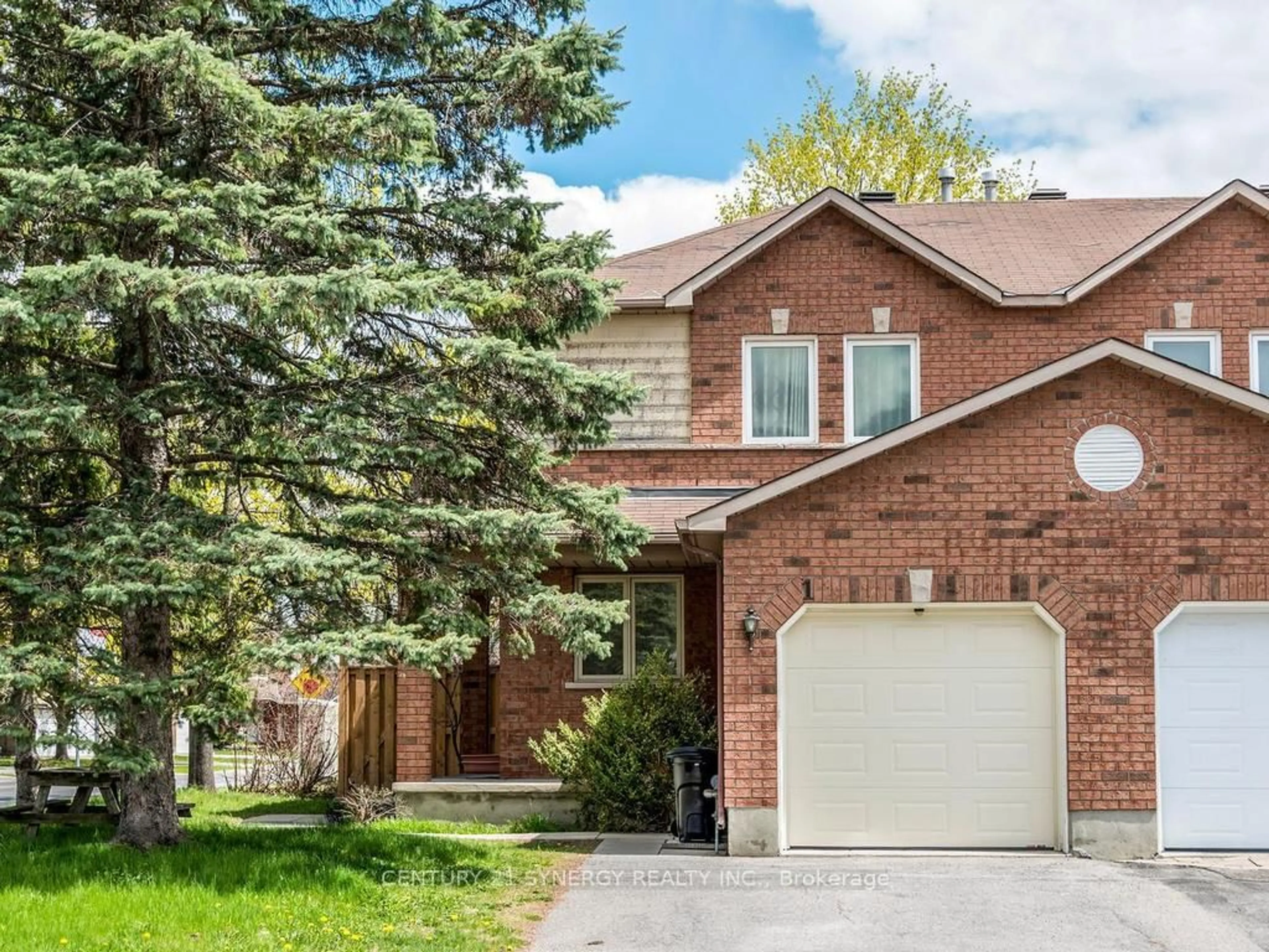 Home with brick exterior material, street for 1 Winnegreen Crt, Ottawa Ontario K1G 5P3