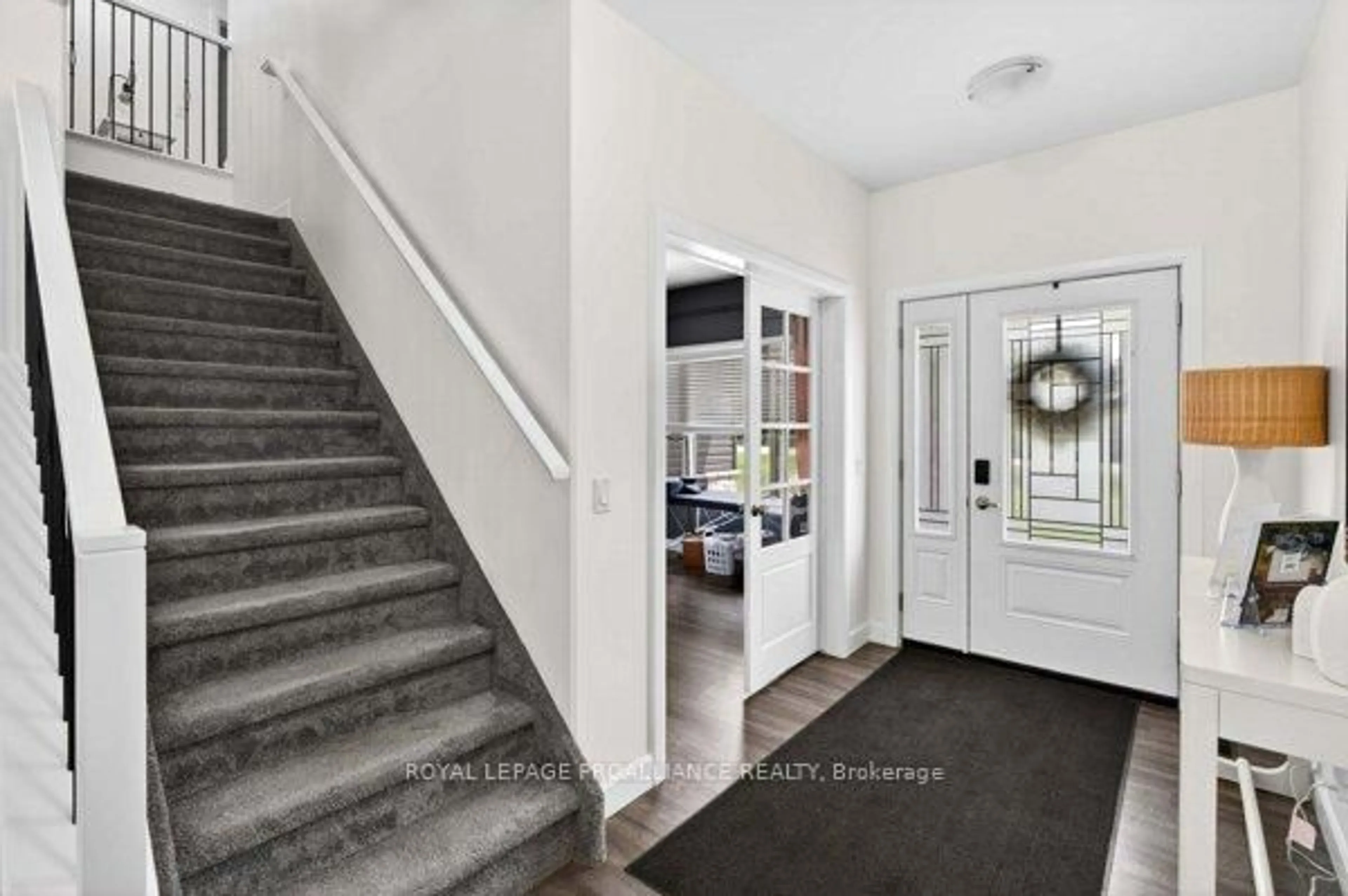 Indoor entryway for 7468 County Rd 21 Rd, Augusta Ontario K0E 1X0