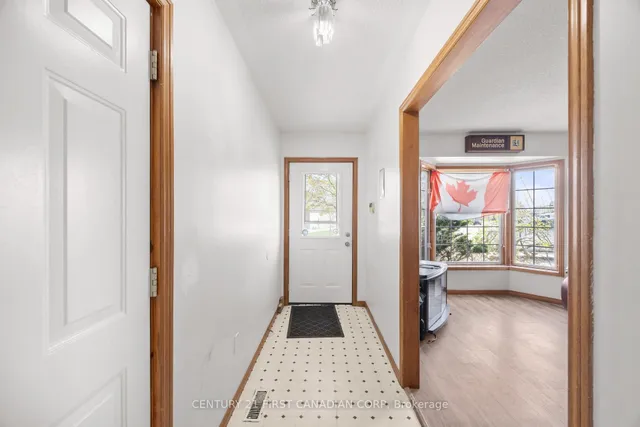 351 Fleming Dr, London East 3