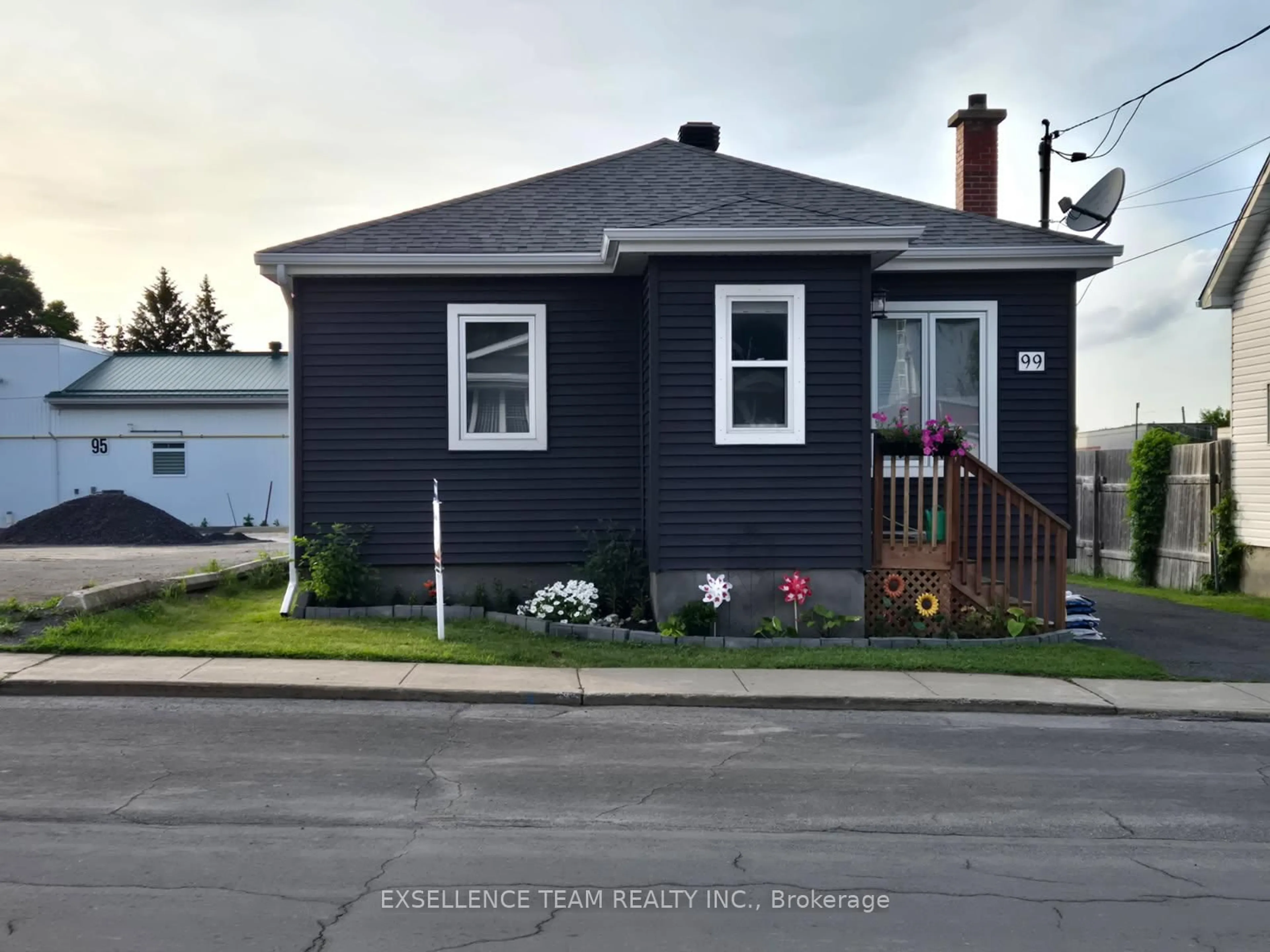 Home with vinyl exterior material, street for 99 Lochiel St, North Glengarry Ontario K0C 1A0