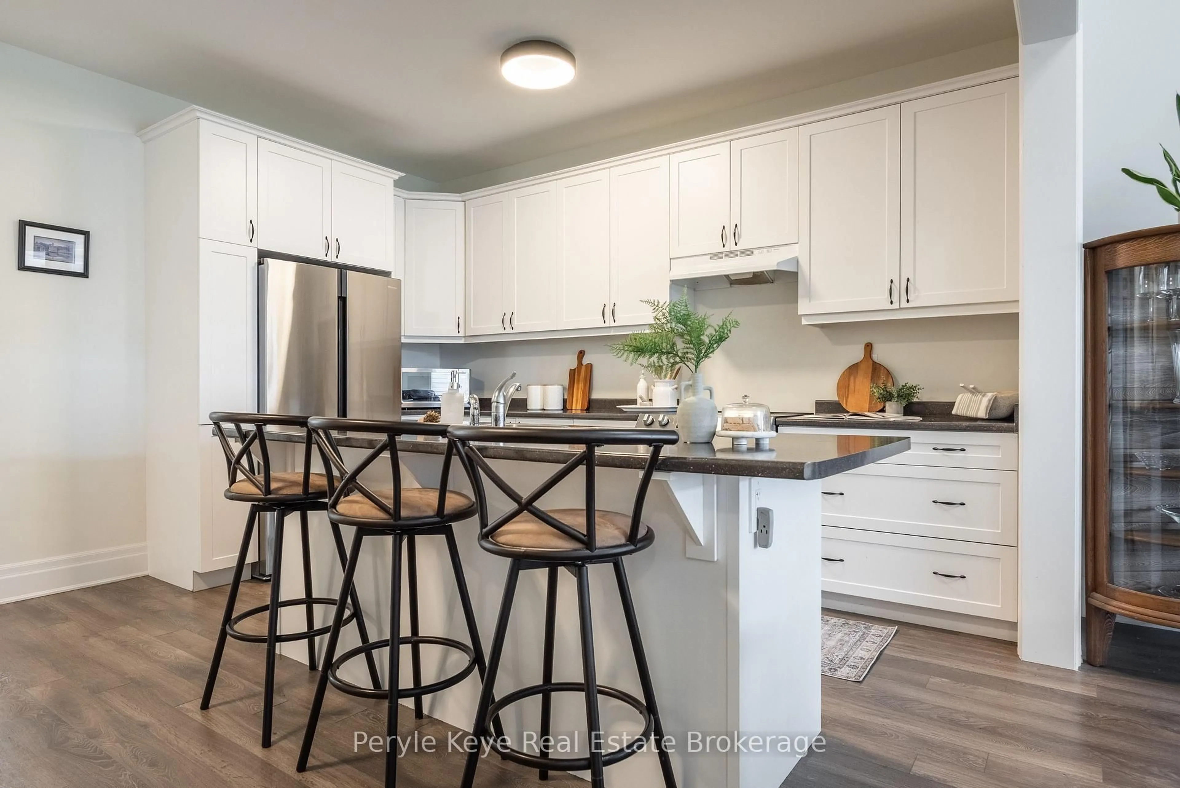 Open concept kitchen, unknown for 35 Stother Cres, Bracebridge Ontario P1L 0G2