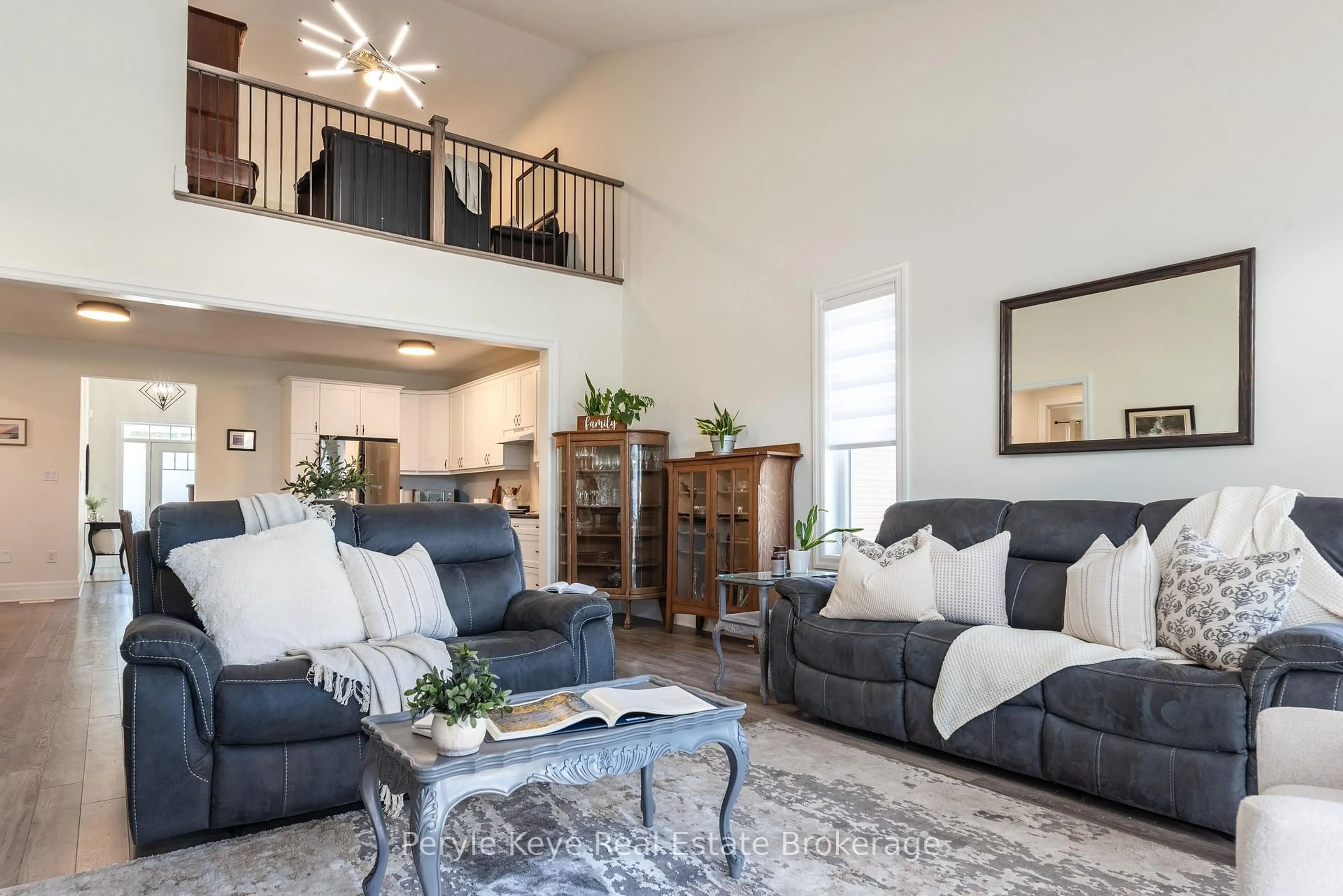 Living room with furniture, unknown for 35 Stother Cres, Bracebridge Ontario P1L 0G2