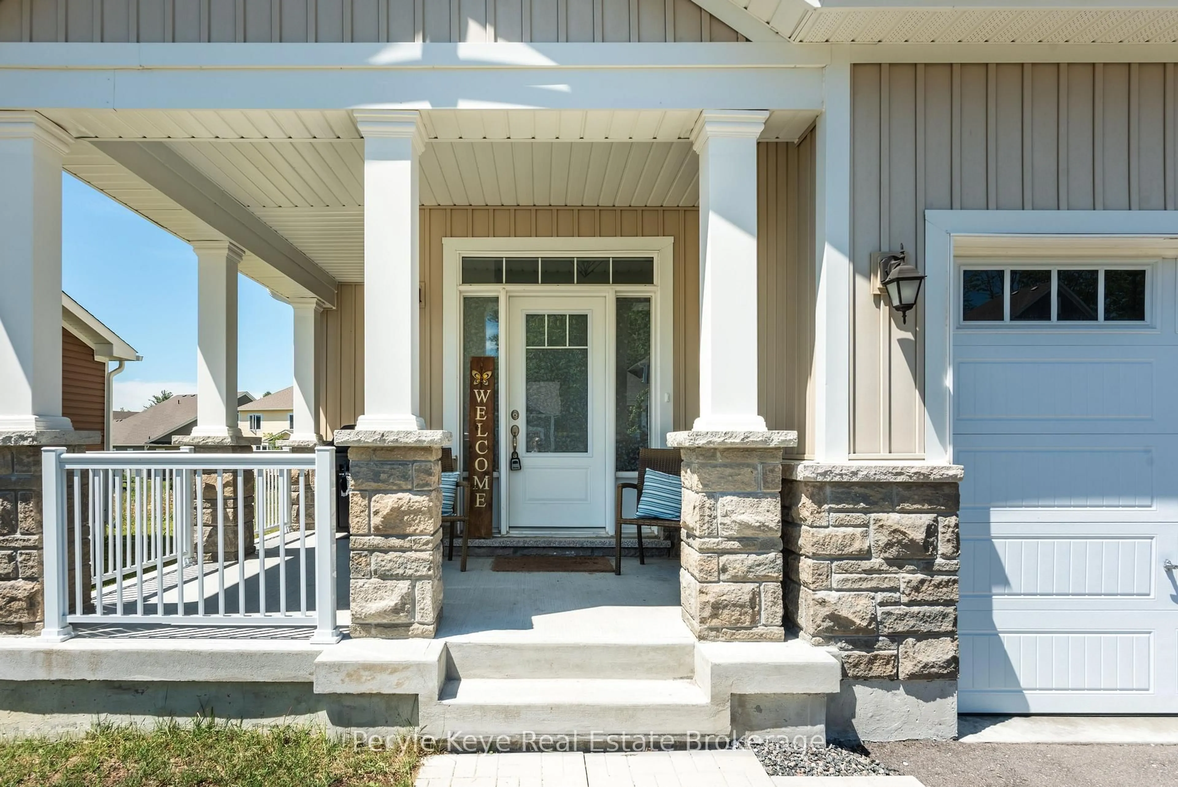 Indoor entryway for 35 Stother Cres, Bracebridge Ontario P1L 0G2