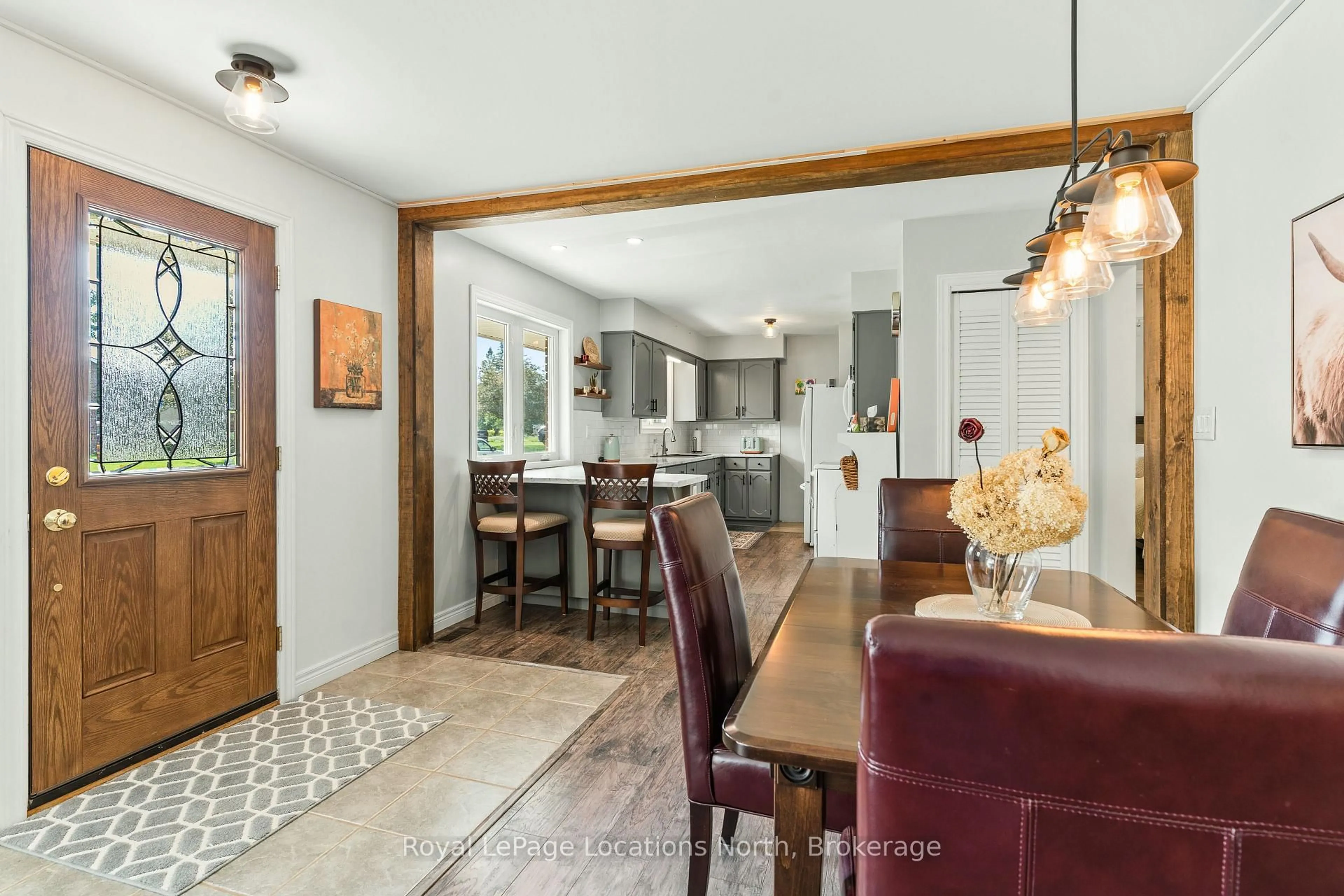 Open concept kitchen, ceramic/tile floor for 76 McKibbon Dr, Meaford Ontario N4L 1C6