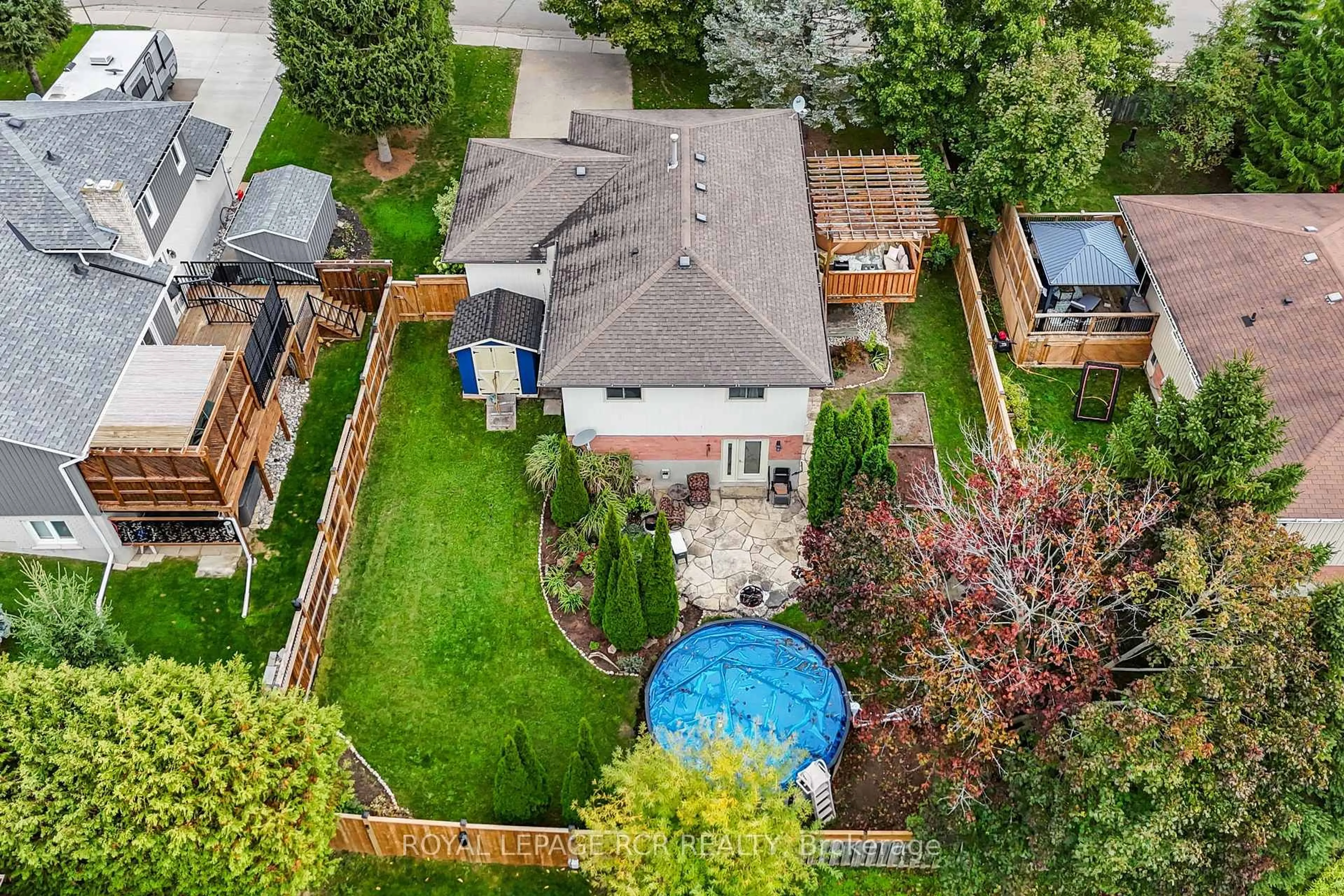 A pic from outside/outdoor area/front of a property/back of a property/a pic from drone, street for 56 Wilson Cres, Centre Wellington Ontario N0B 1S0