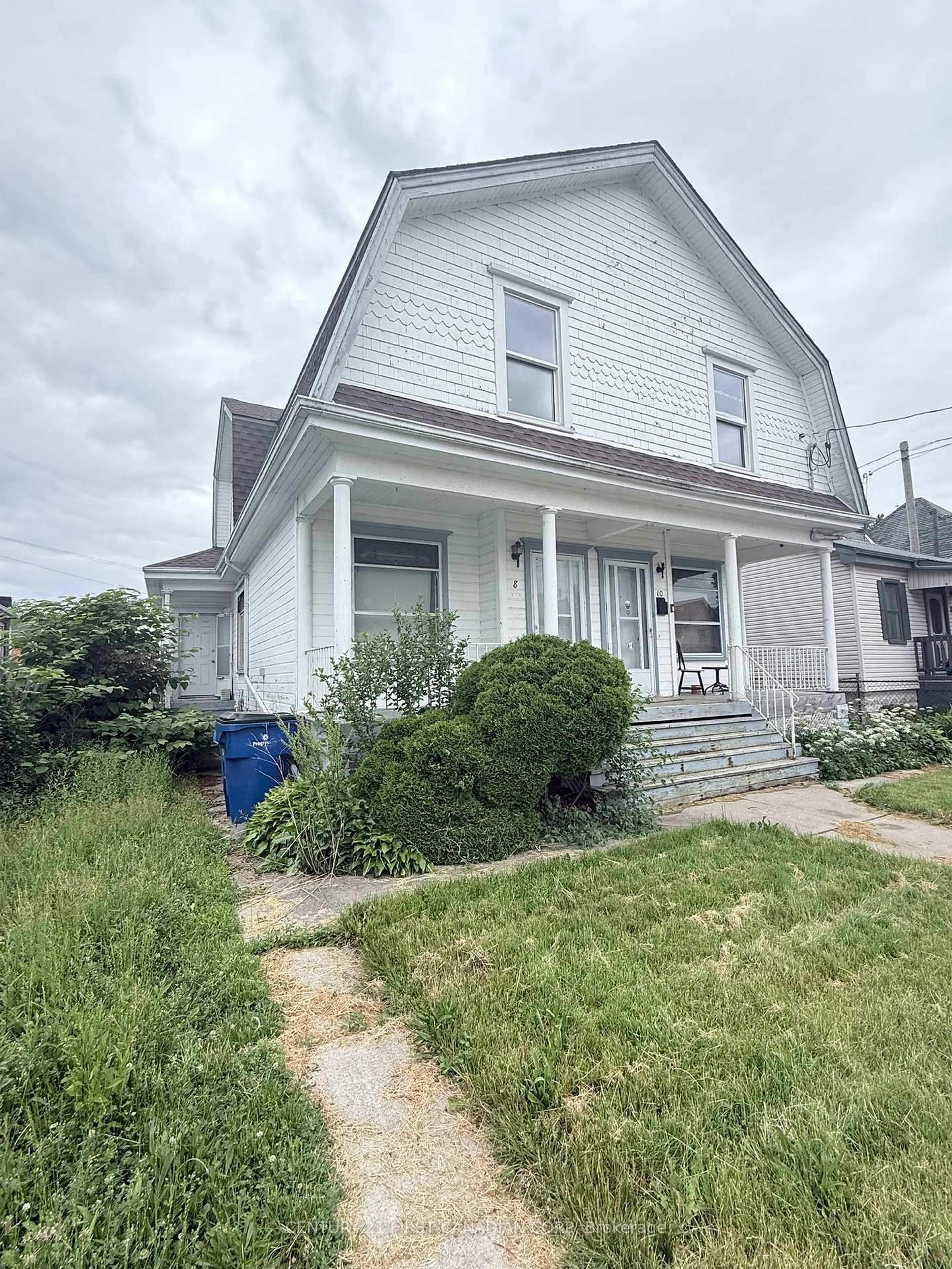 Unknown for 8-10 Hillyard St, Chatham-Kent Ontario N7L 3C9