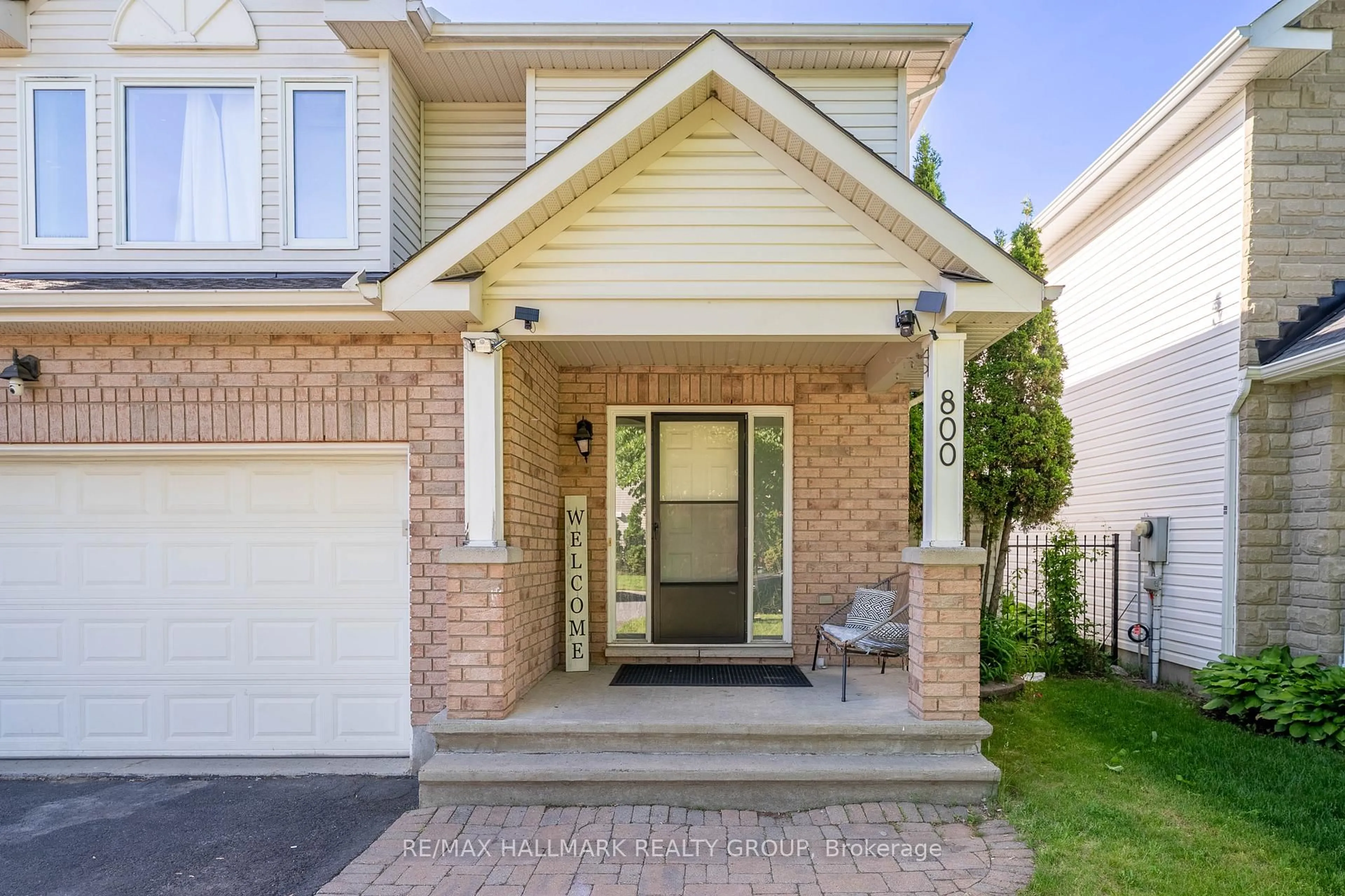 Home with brick exterior material, street for 800 Long Point Circ, Ottawa Ontario K1T 4H6