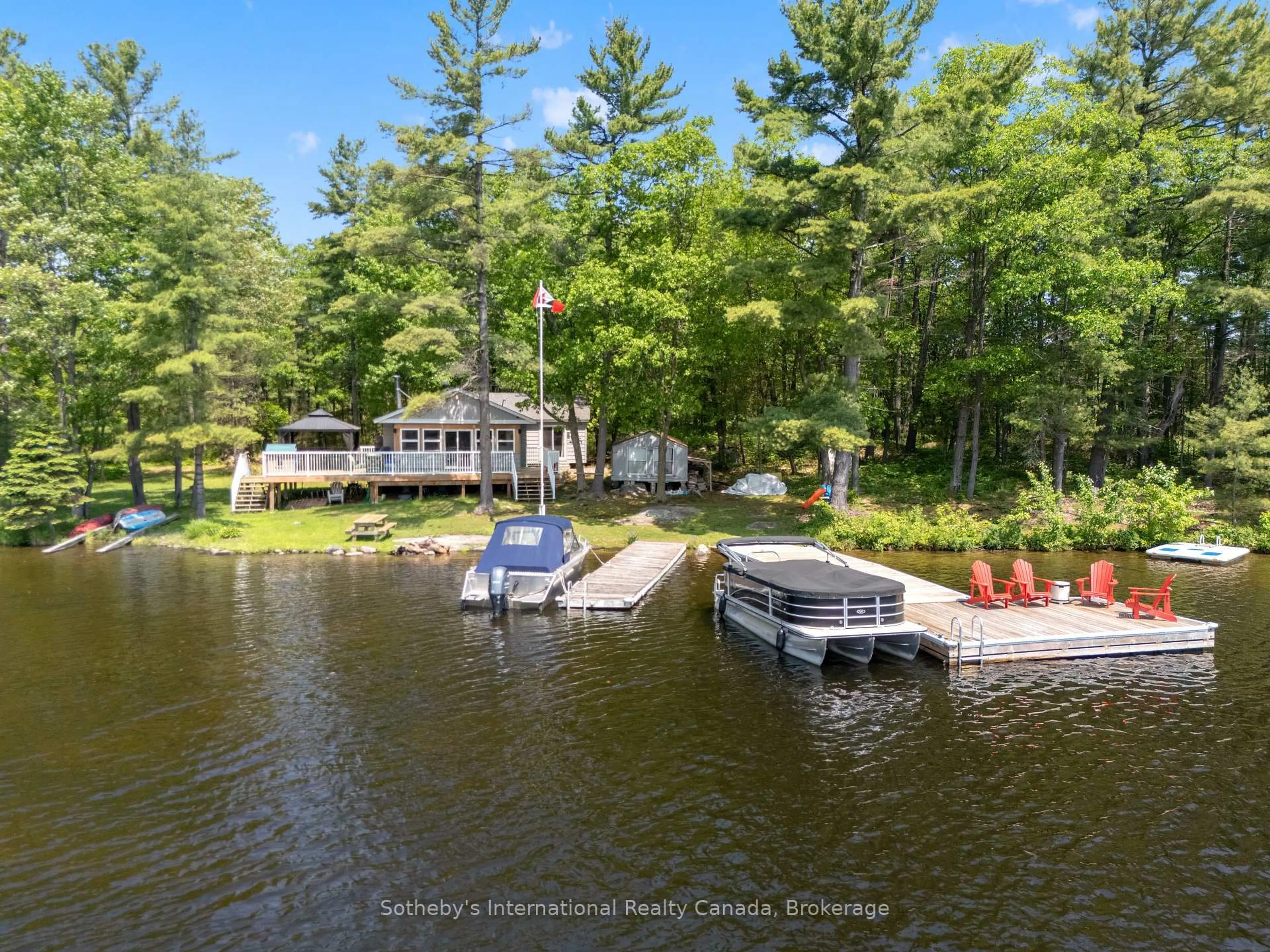 A pic from outside/outdoor area/front of a property/back of a property/a pic from drone, water/lake/river/ocean view for 4 Is 40 Go Home Lake, Georgian Bay Ontario P0C 1H0