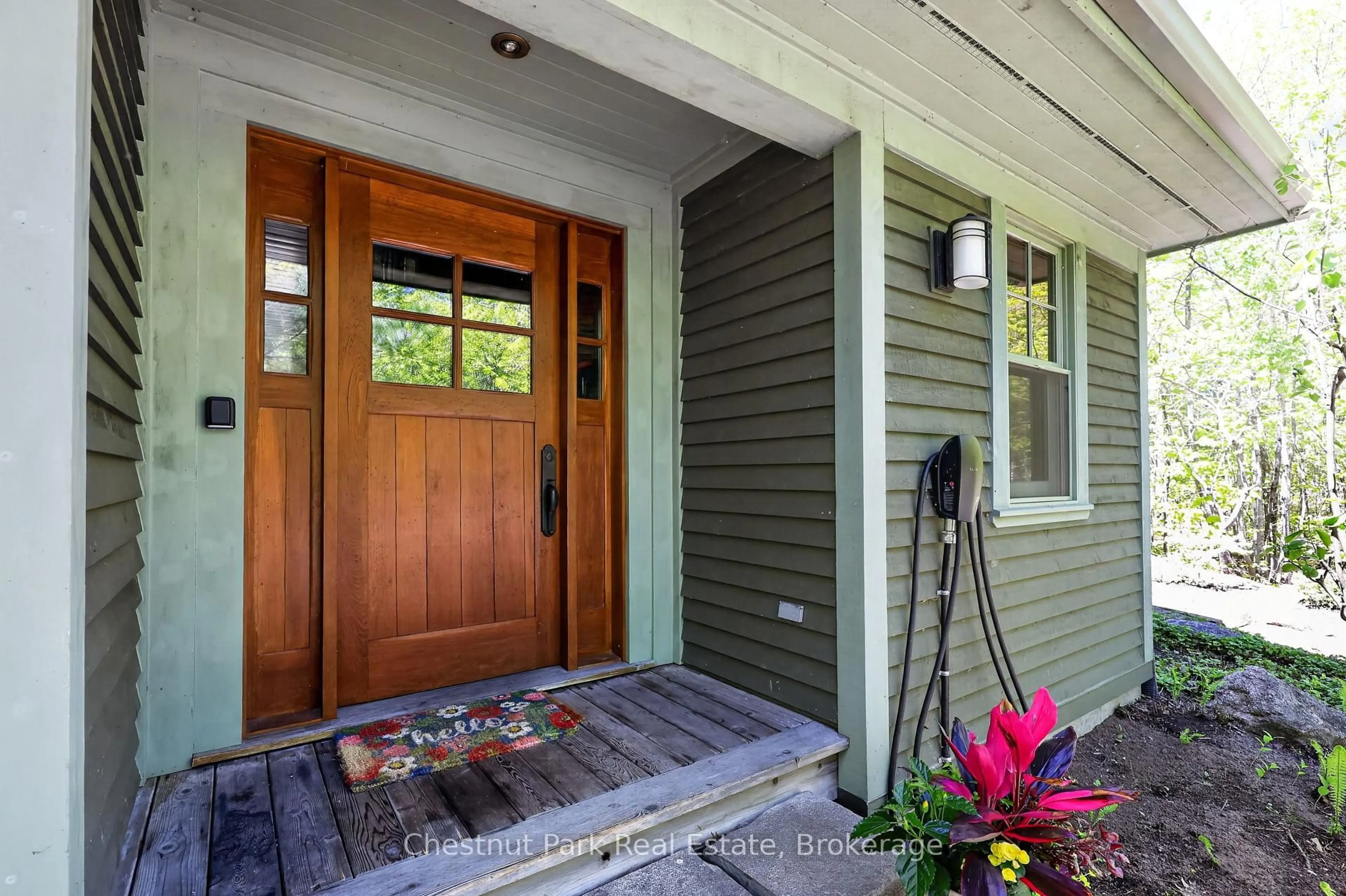 Indoor entryway for 4805 Muskoka Road 169 Highway #Unit #9, Muskoka Lakes Ontario P0C 1H0