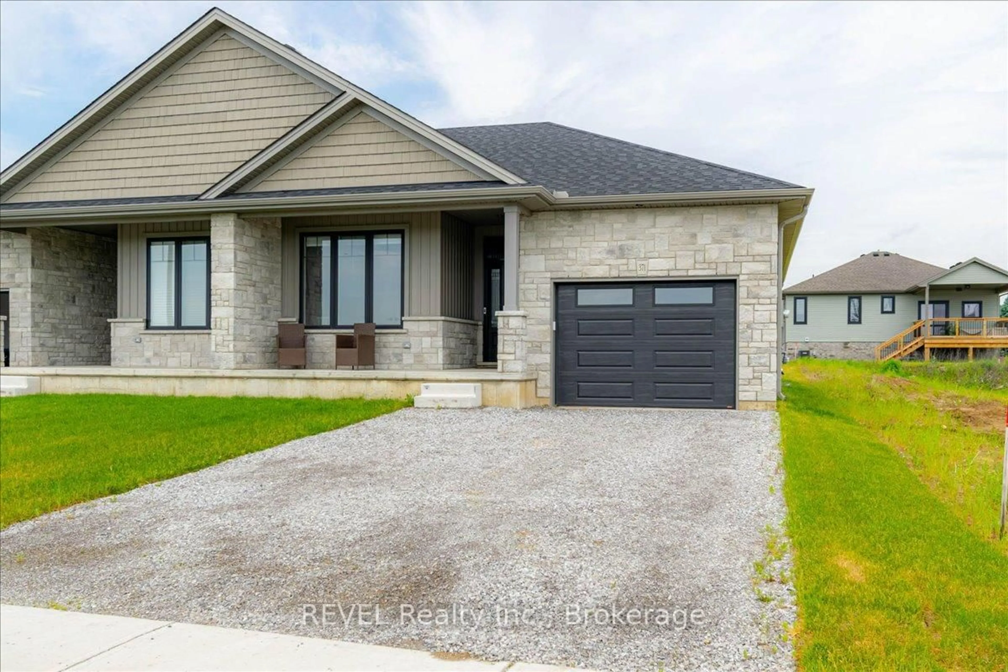 Home with brick exterior material, street for 371 Argyle Ave, Norfolk Ontario N4B 0B2
