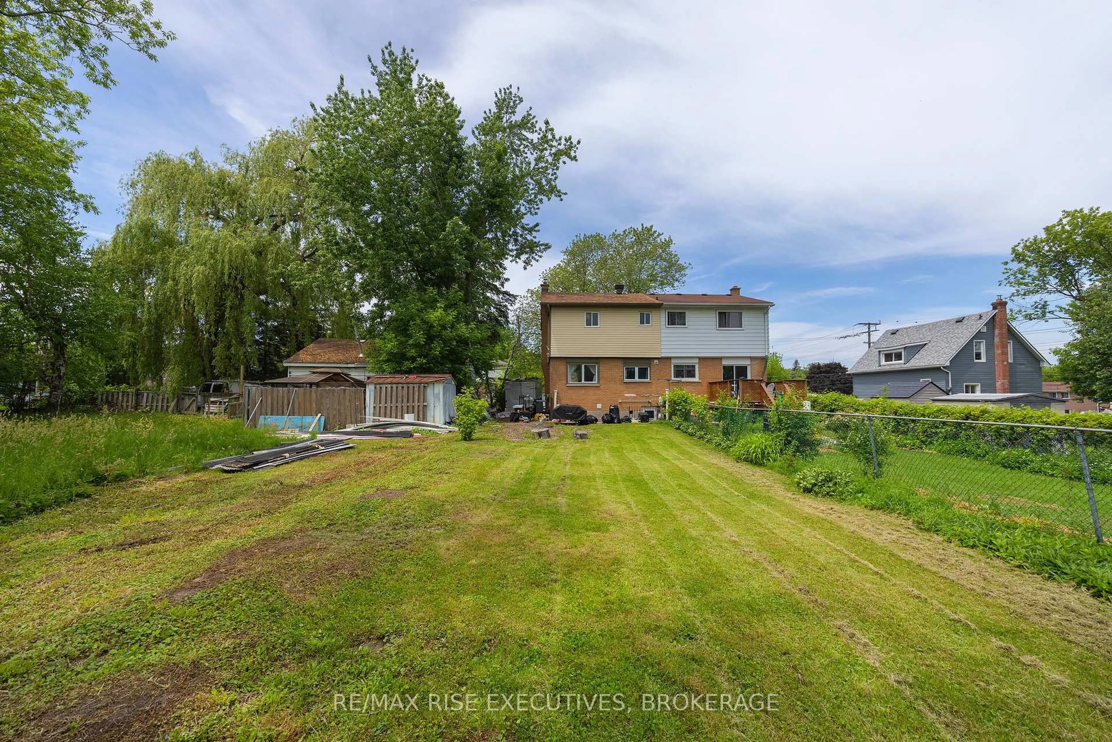 A pic from outside/outdoor area/front of a property/back of a property/a pic from drone, water/lake/river/ocean view for 137 Ford St, Kingston Ontario K7K 4Z7