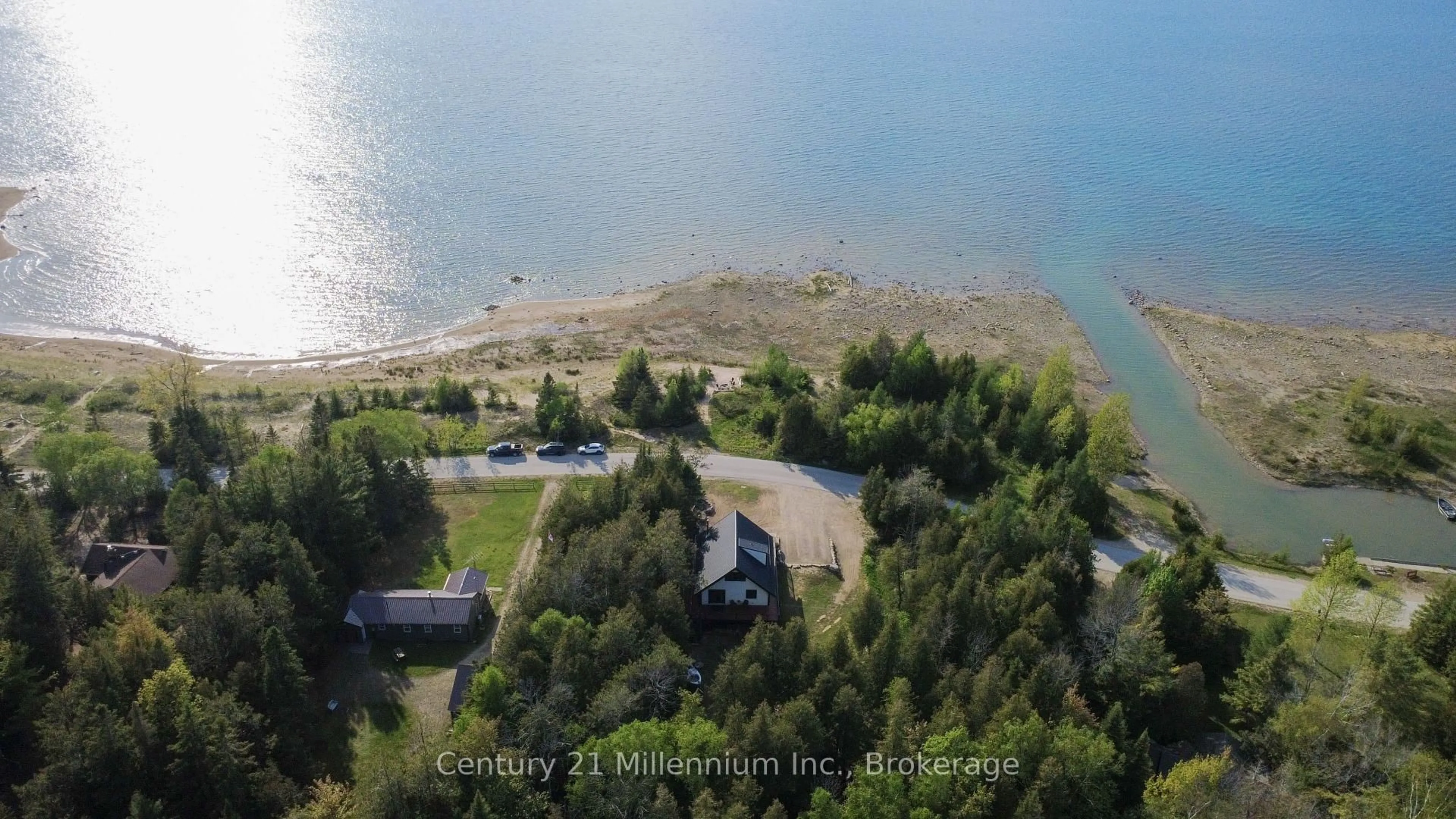 A pic from outside/outdoor area/front of a property/back of a property/a pic from drone, water/lake/river/ocean view for 160 Sunset Dr, Kincardine Ontario N0H 2C5