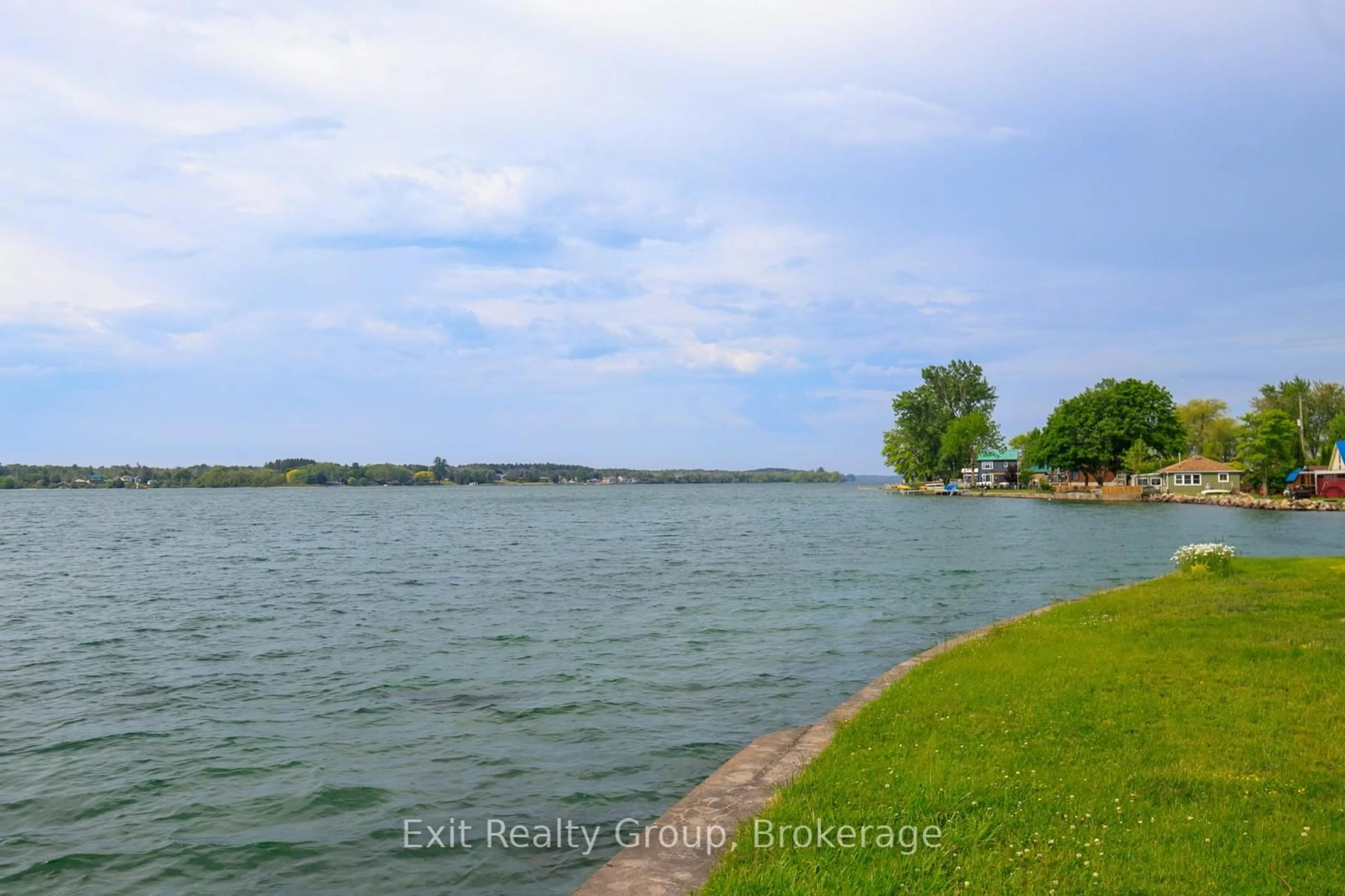 Blurry image for 87 Evergreen Lane, Brighton Ontario K0K 1L0
