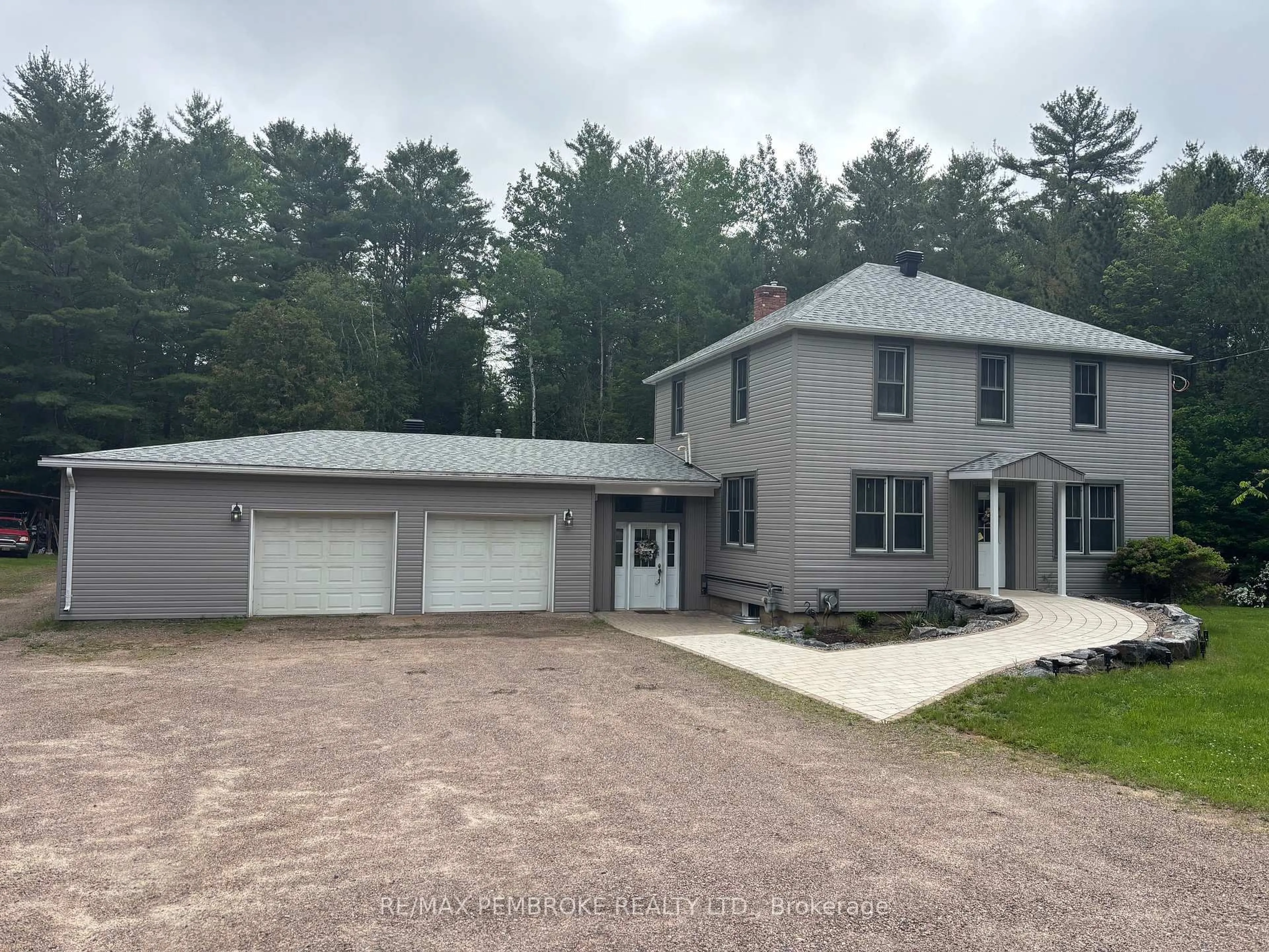 A pic from outside/outdoor area/front of a property/back of a property/a pic from drone, street for 32750 Highway 17 Highway, Deep River Ontario K0J 1P0