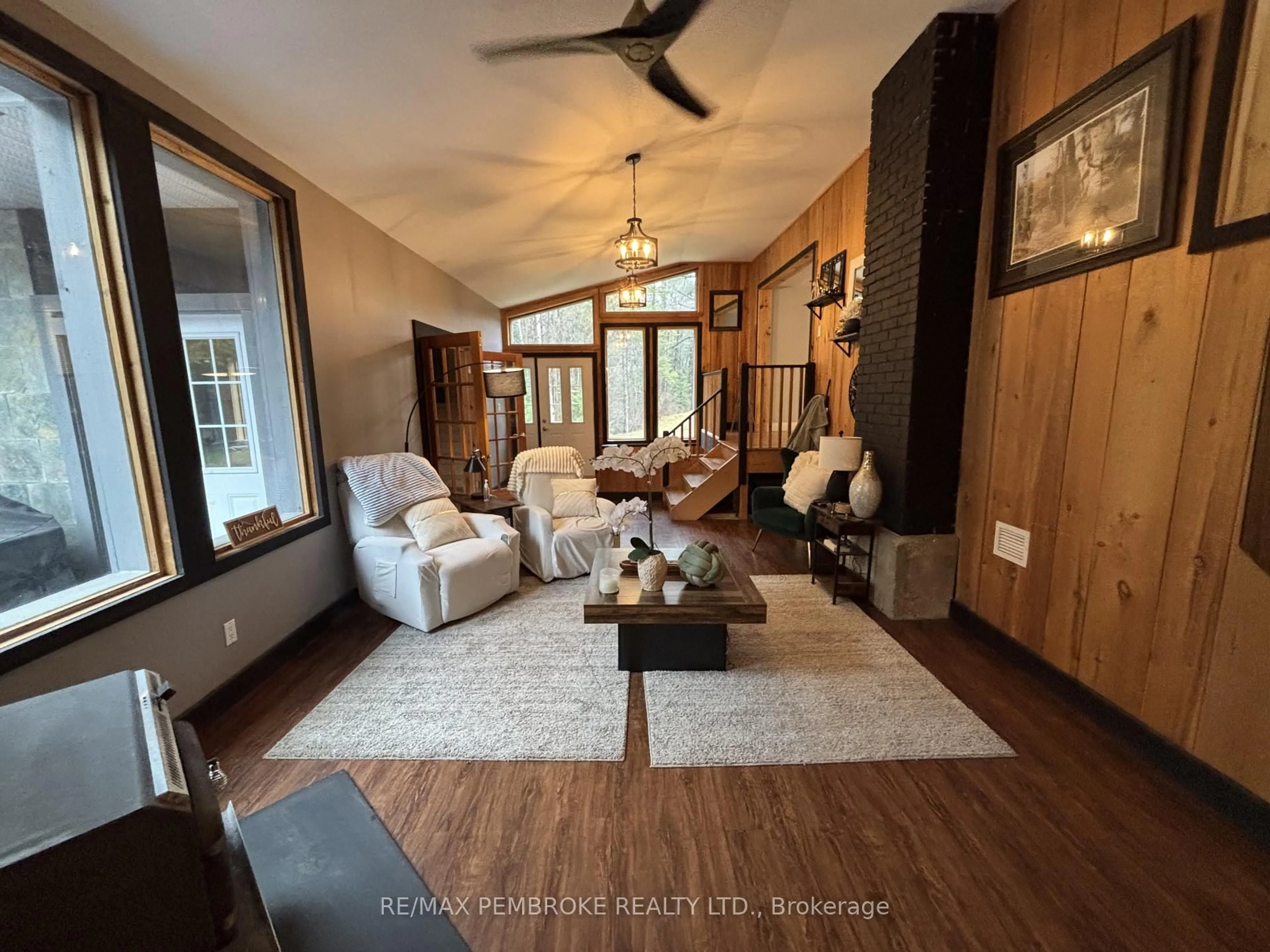 Living room with furniture, unknown for 32750 Highway 17 Highway, Deep River Ontario K0J 1P0