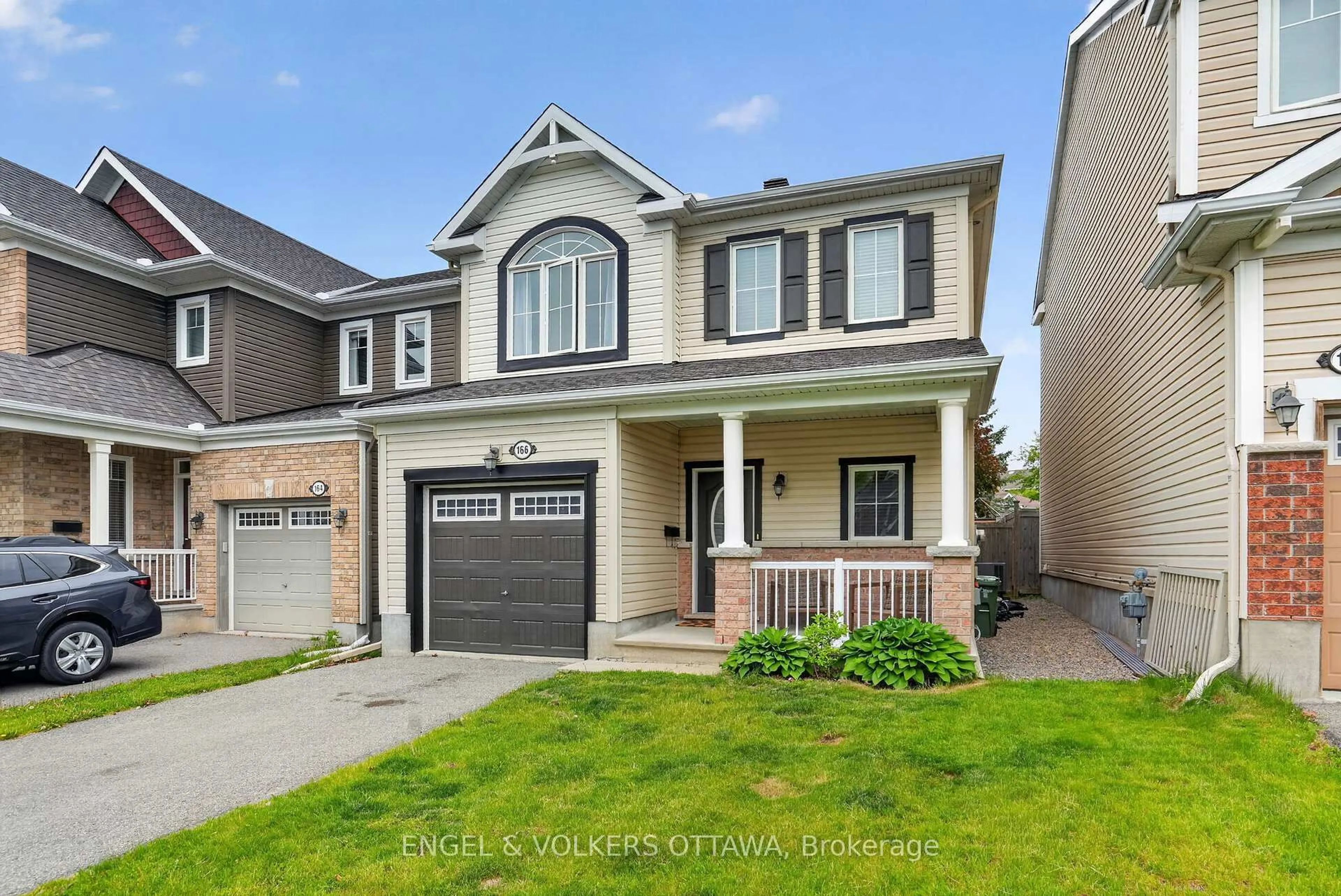Unknown for 166 Lily Pond St, Ottawa Ontario K2M 0J5