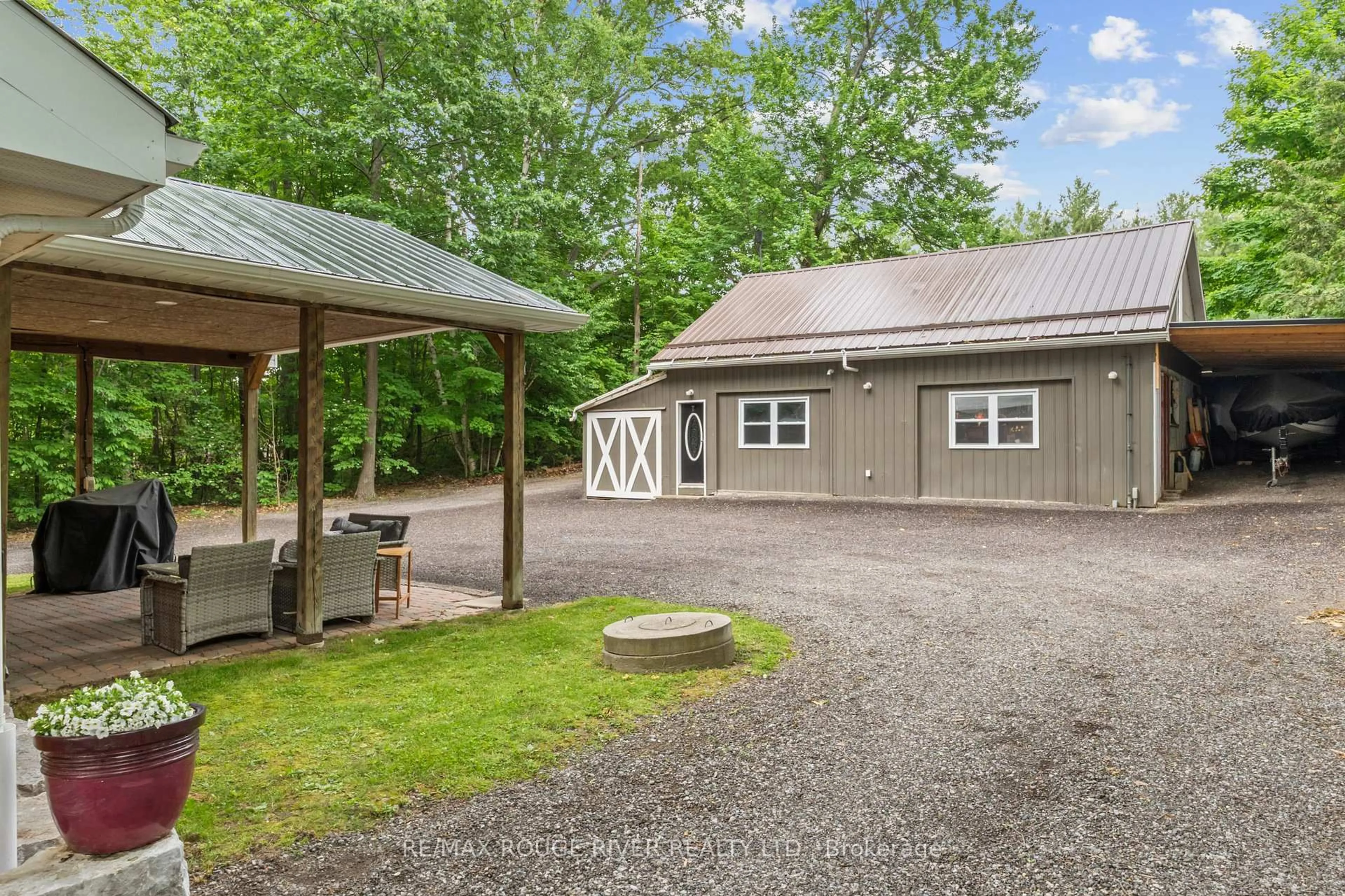 Patio, unknown for 7123 Poplar Dr, Hamilton Township Ontario K0L 1E0