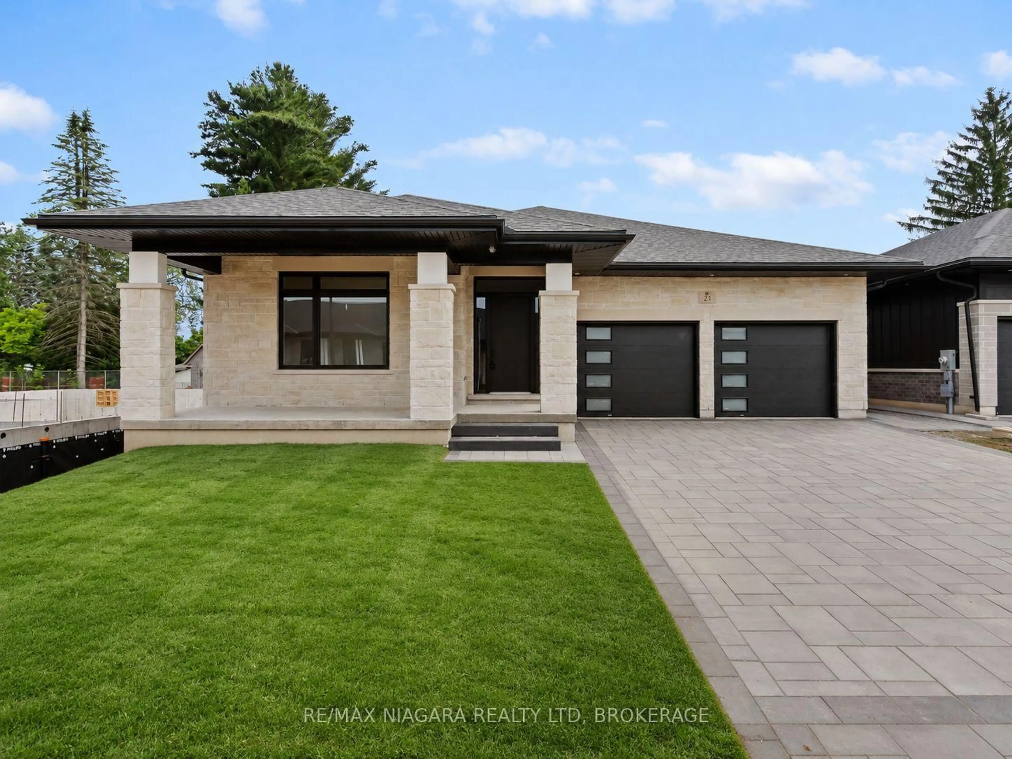 Home with brick exterior material, street for 21 Accursi Cres, Pelham Ontario L0S 1E4