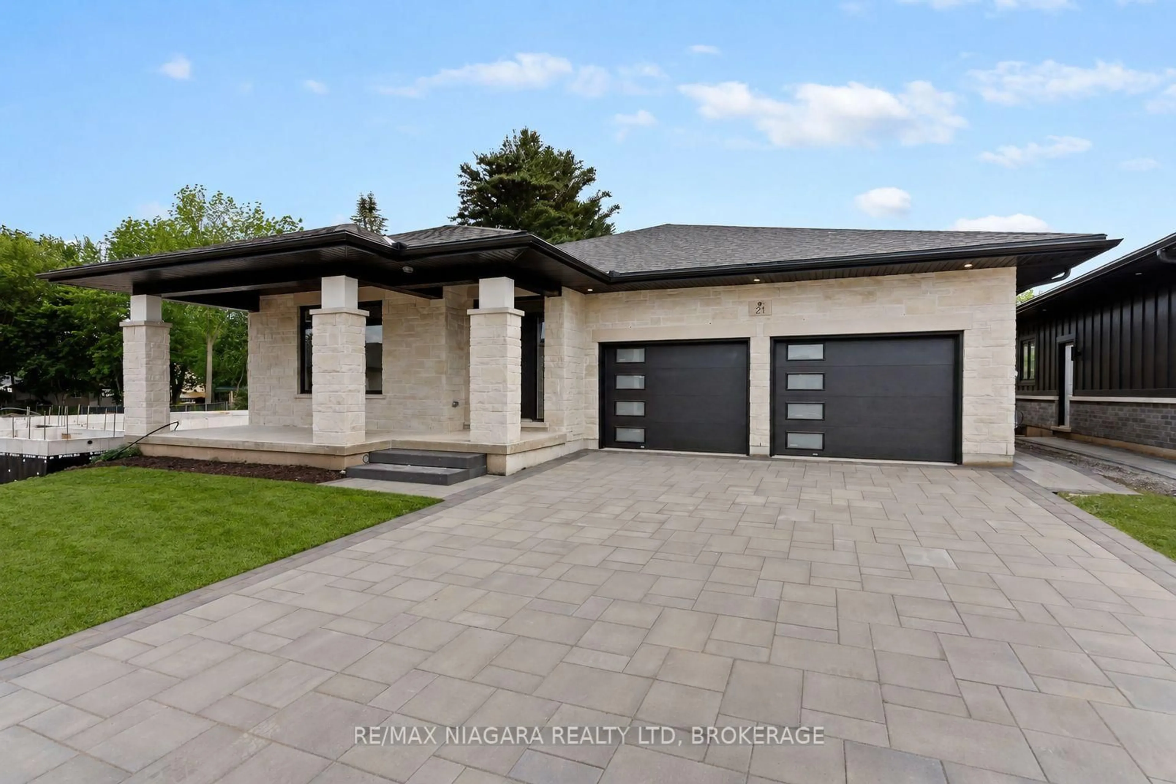 Home with brick exterior material, street for 21 Accursi Cres, Pelham Ontario L0S 1E4