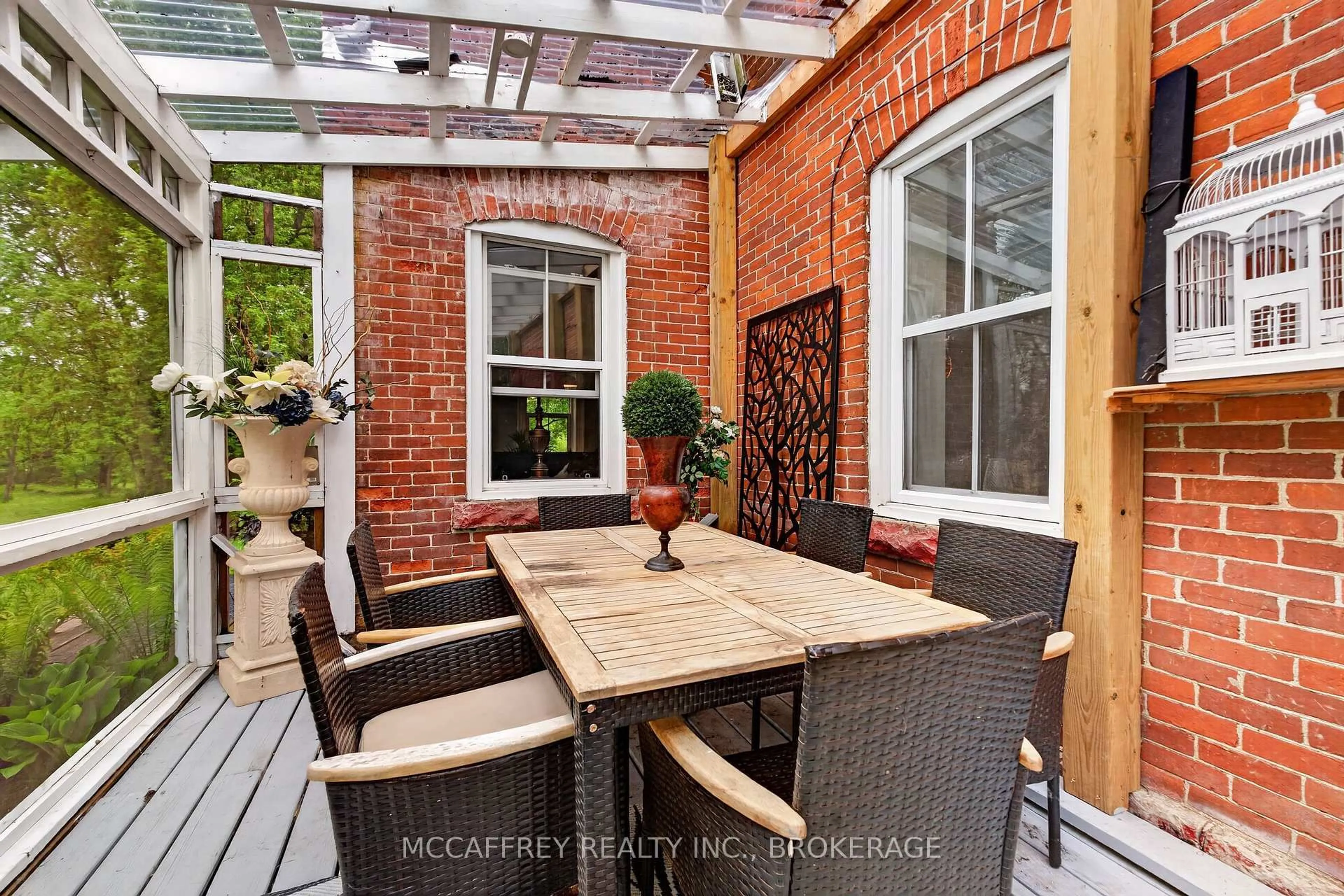 Patio, street for 1817 Glen Smail Rd, Edwardsburgh/Cardinal Ontario K0E 1T0