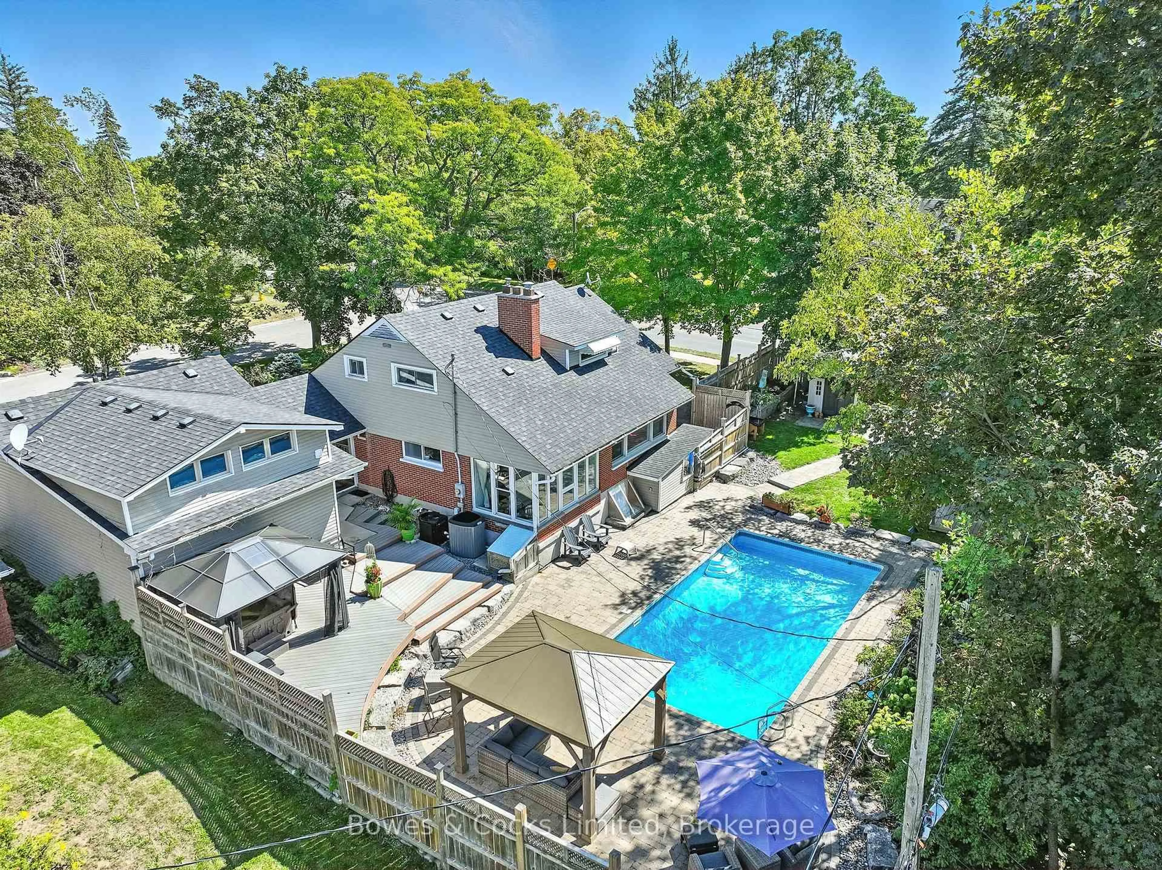 A pic from outside/outdoor area/front of a property/back of a property/a pic from drone, water/lake/river/ocean view for 433 Manorhill Ave, Peterborough Ontario K9J 6H7