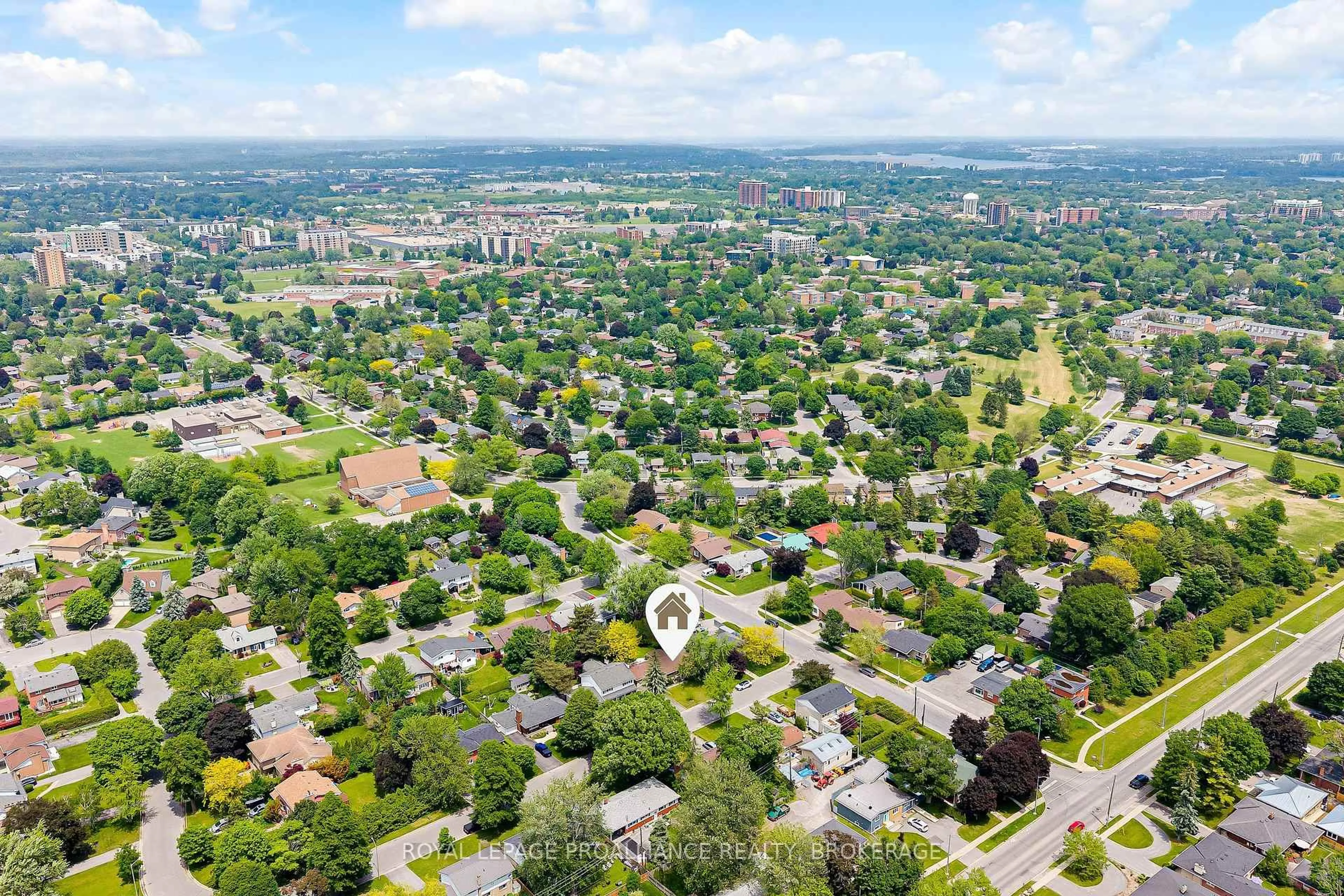 A pic from outside/outdoor area/front of a property/back of a property/a pic from drone, street for 5 Watts Cres, Kingston Ontario K7M 2P4