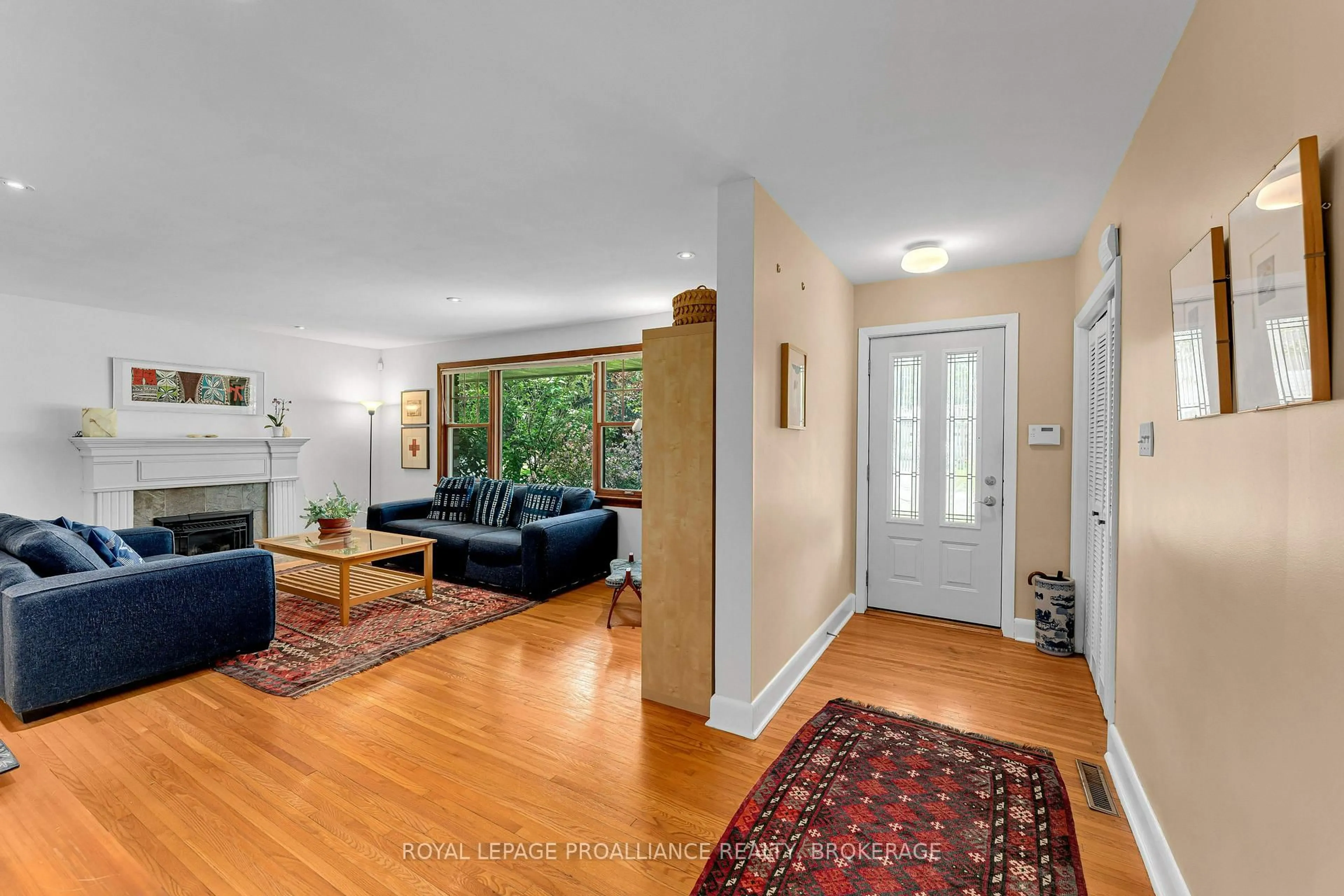 Living room with furniture, unknown for 5 Watts Cres, Kingston Ontario K7M 2P4