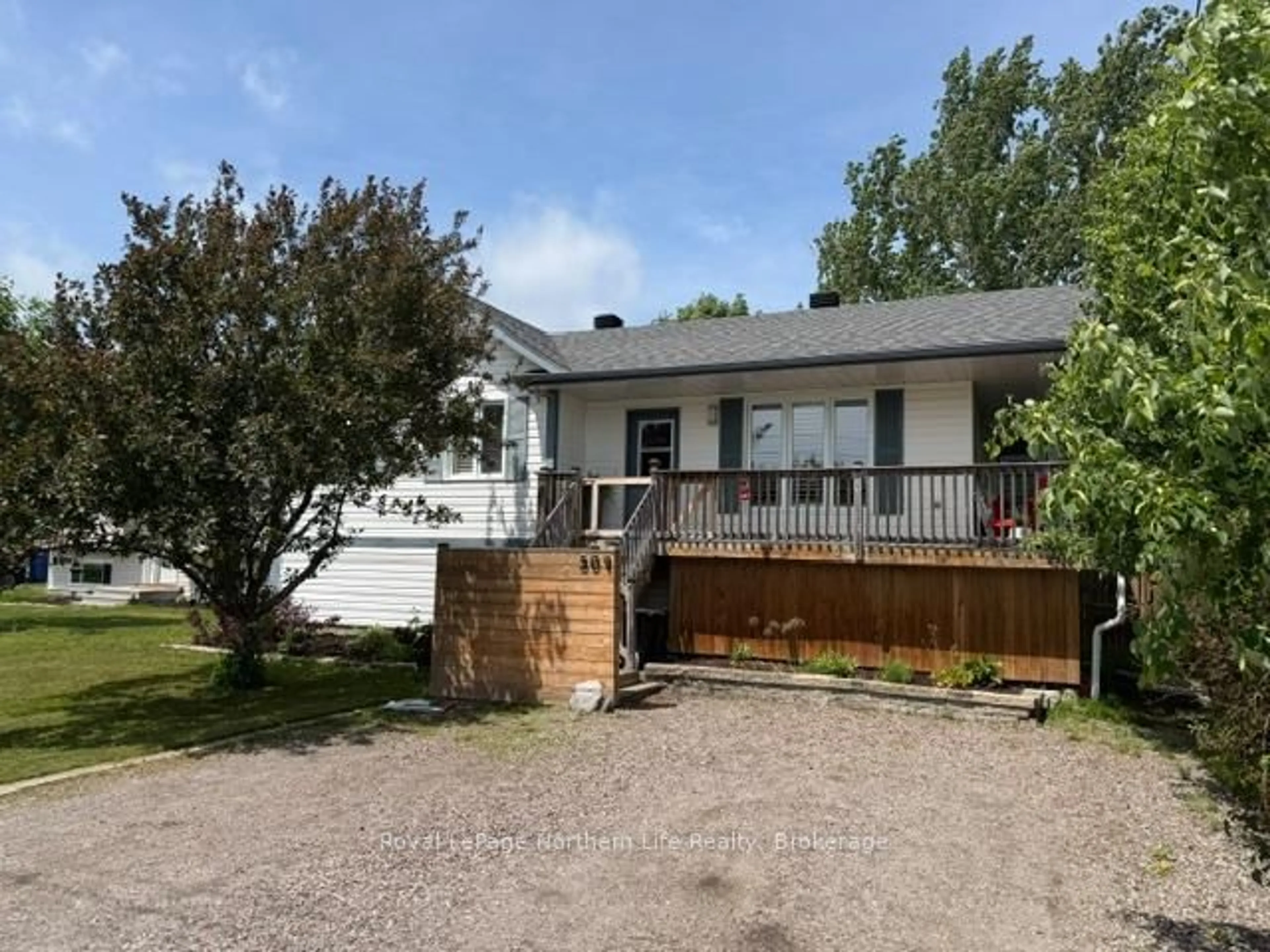 A pic from outside/outdoor area/front of a property/back of a property/a pic from drone, street for 509 Sabourin Rd, West Nipissing Ontario P2B 3J3