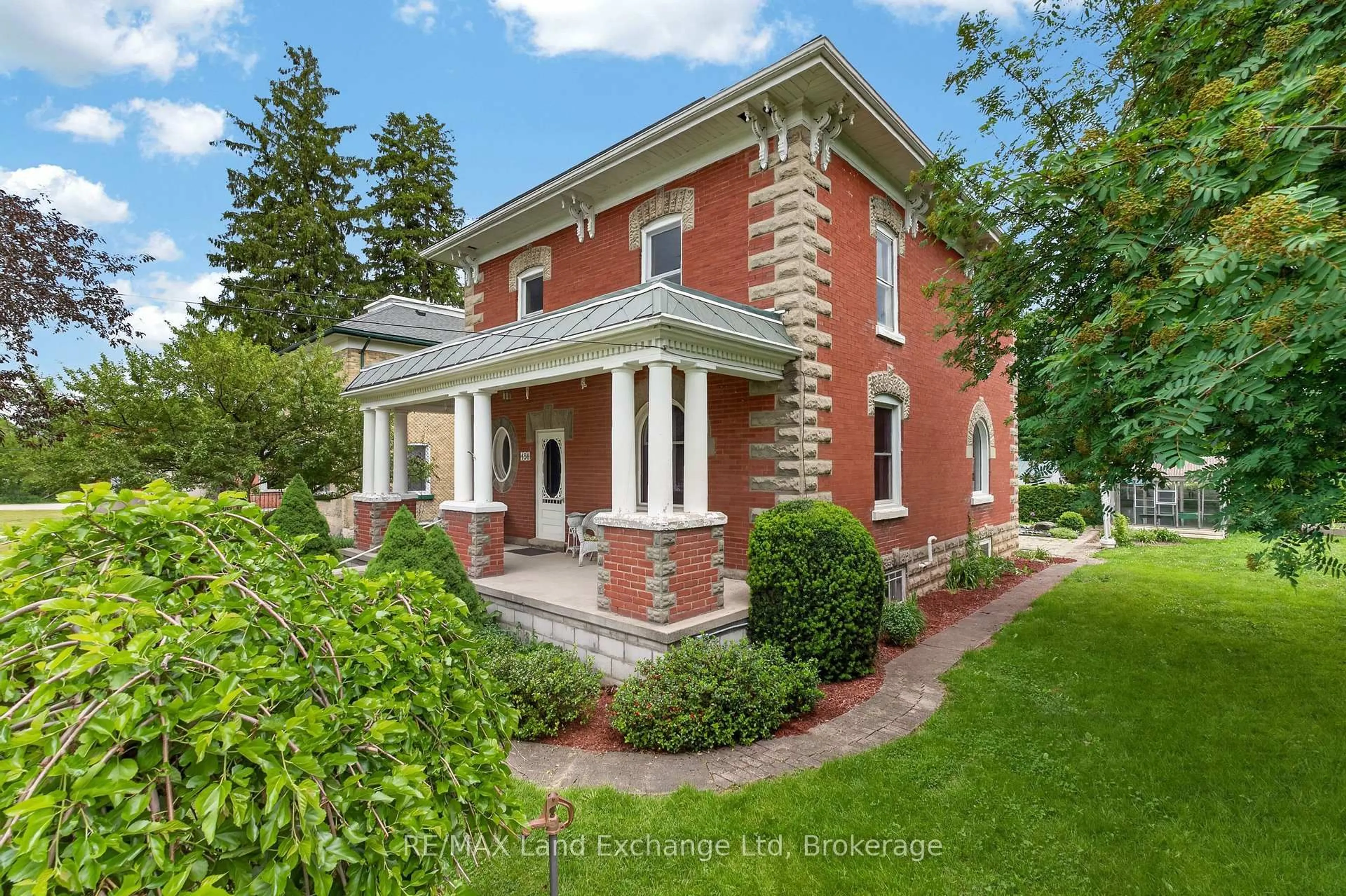 Home with brick exterior material, street for 484 Queen St, North Huron Ontario N0M 1H0