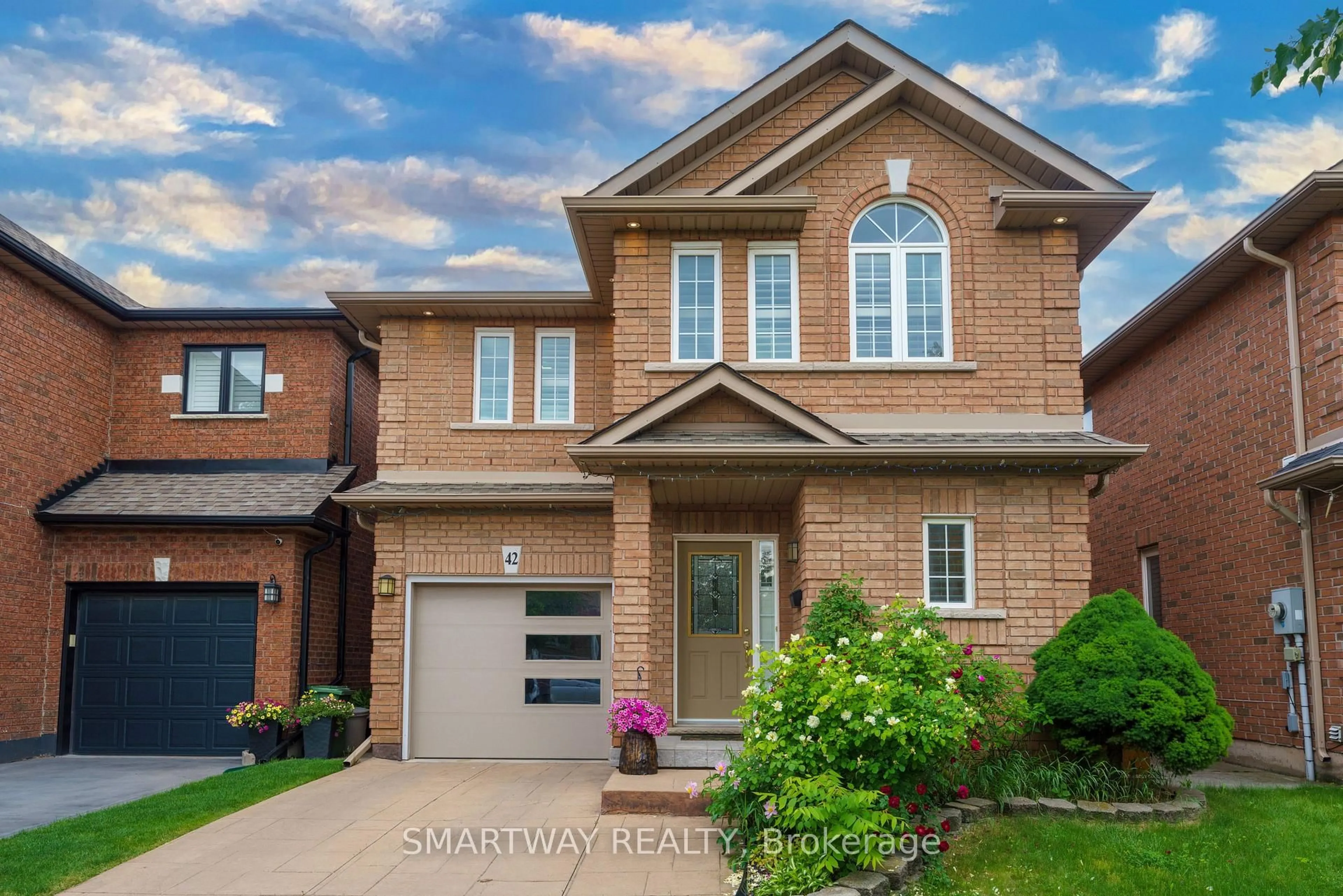 Home with brick exterior material, street for 42 Peachwood Cres, Hamilton Ontario L8E 5Z8