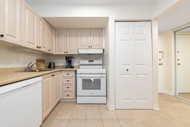 270 Lorry Greenberg Dr #202, Ottawa 5