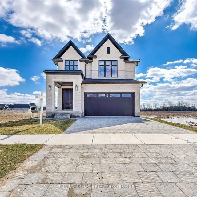 6517 Heathwoods Ave, London South 2