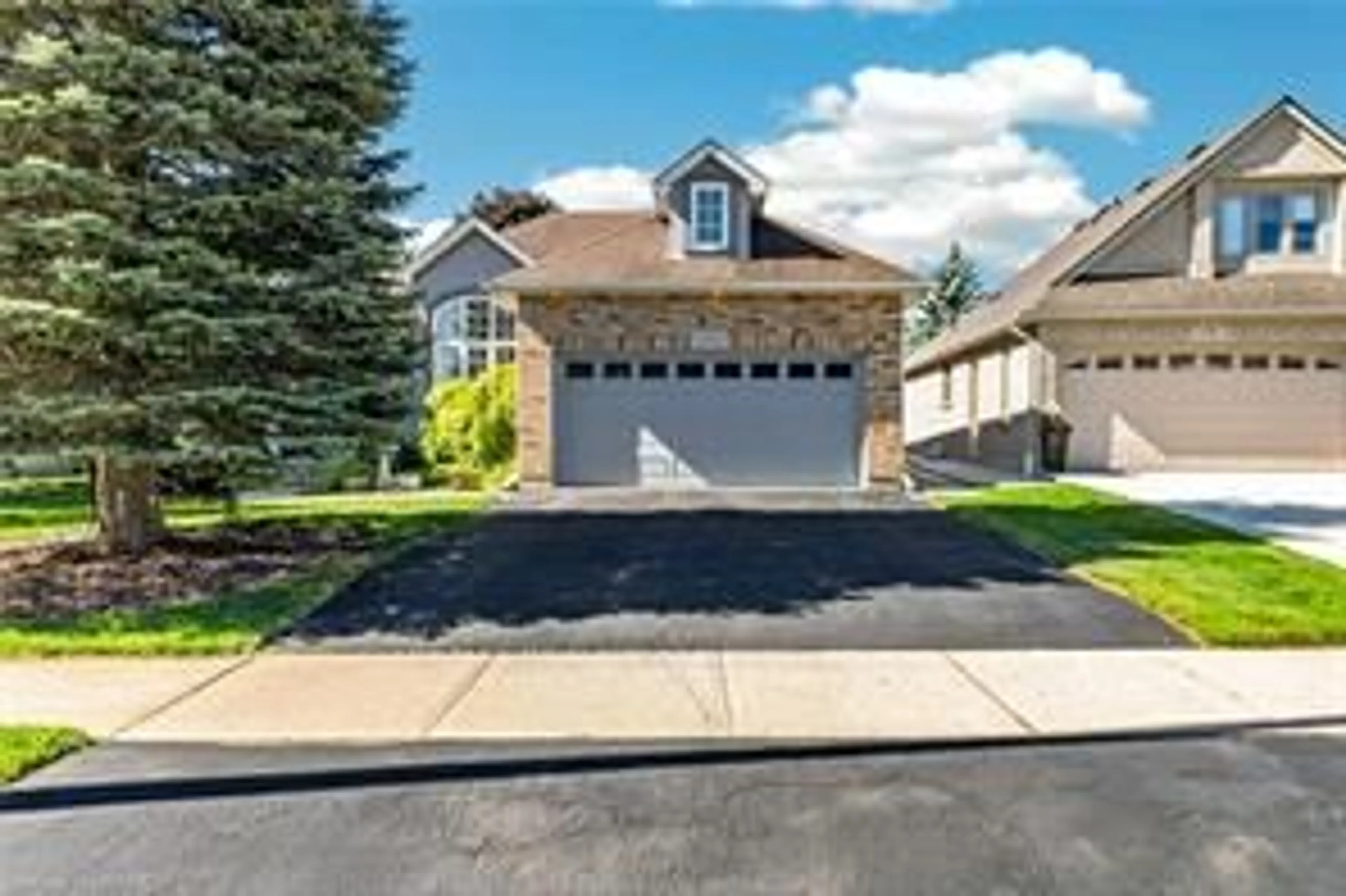 Unknown for 62 Varley Cres, Brantford Ontario N3R 7Z7