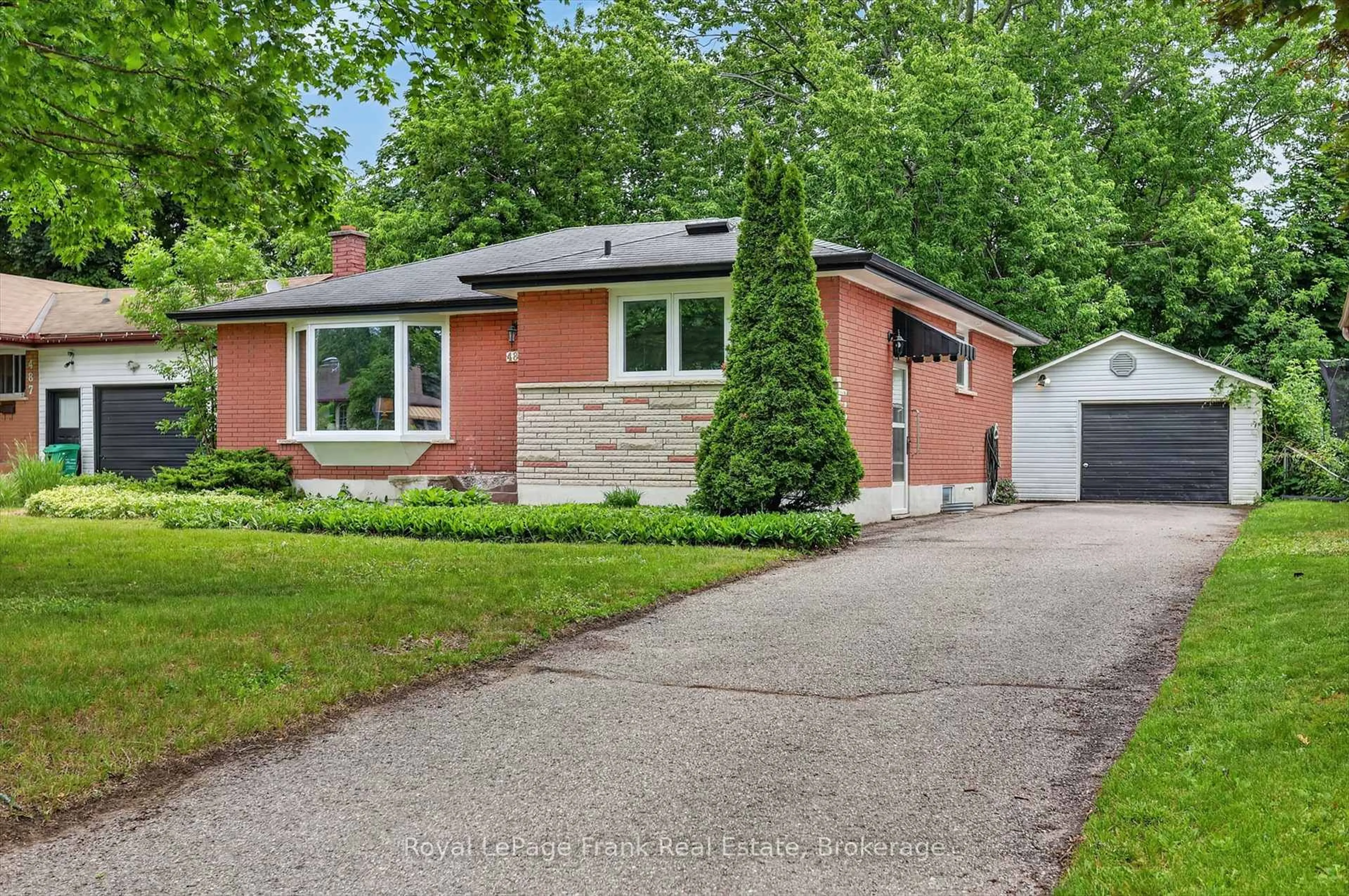 Home with brick exterior material, street for 489 Raymond St, Peterborough Ontario K9H 5M7