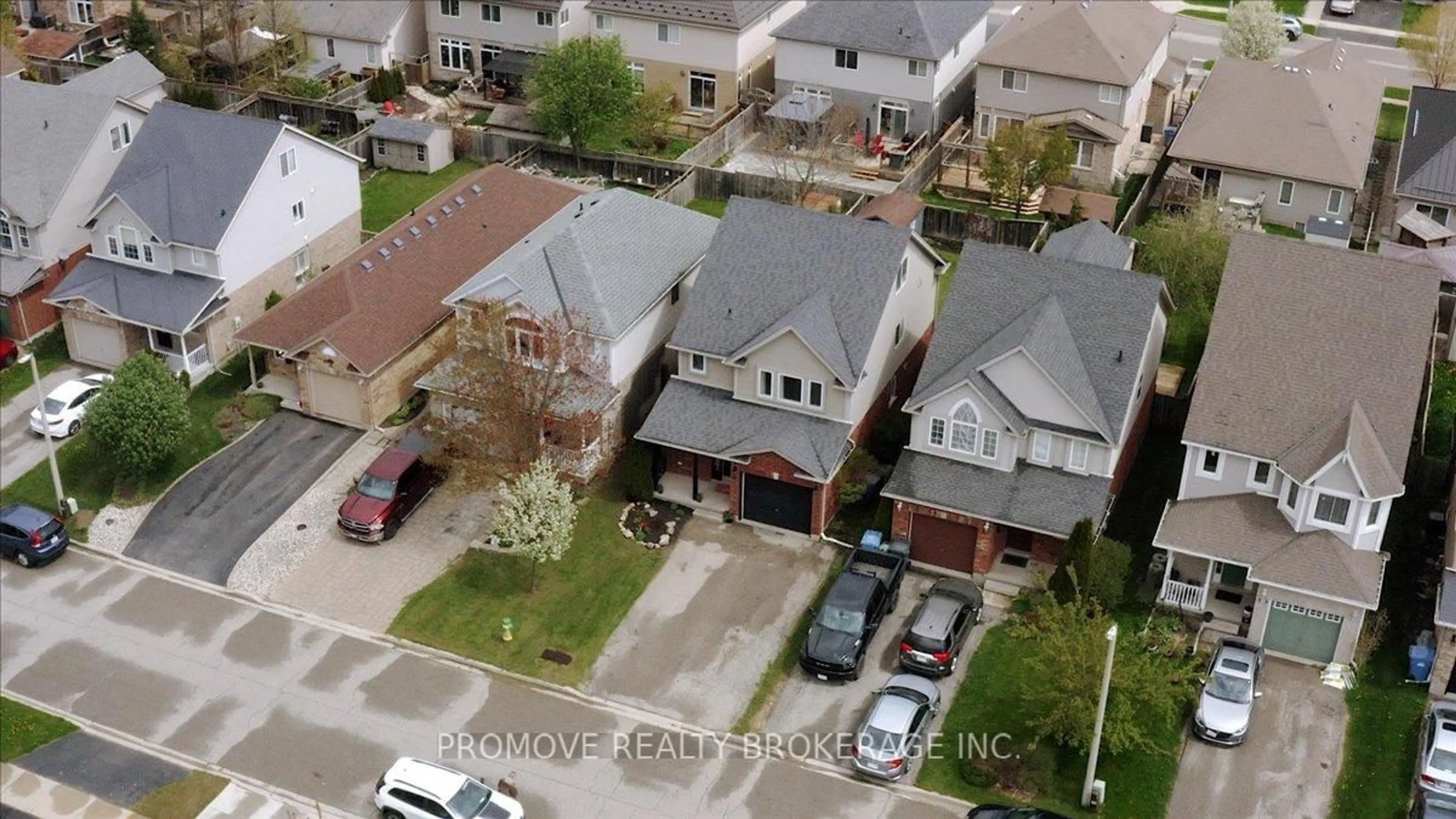 A pic from outside/outdoor area/front of a property/back of a property/a pic from drone, street for 49 Schiedel Dr, Guelph Ontario N1E 7M3
