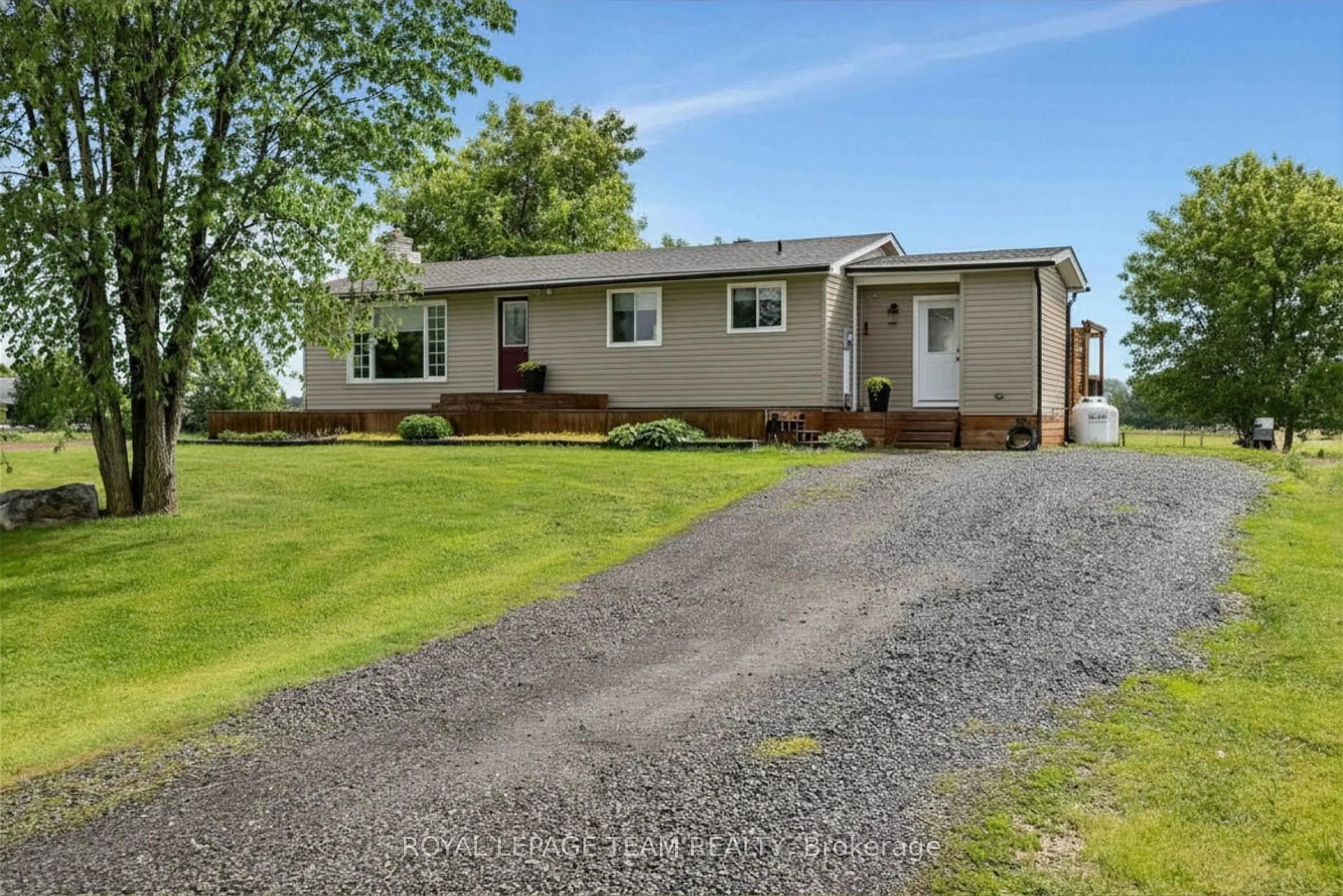 A pic from outside/outdoor area/front of a property/back of a property/a pic from drone, street for 3217 Woodkilton Rd, Ottawa Ontario K0A 1T0