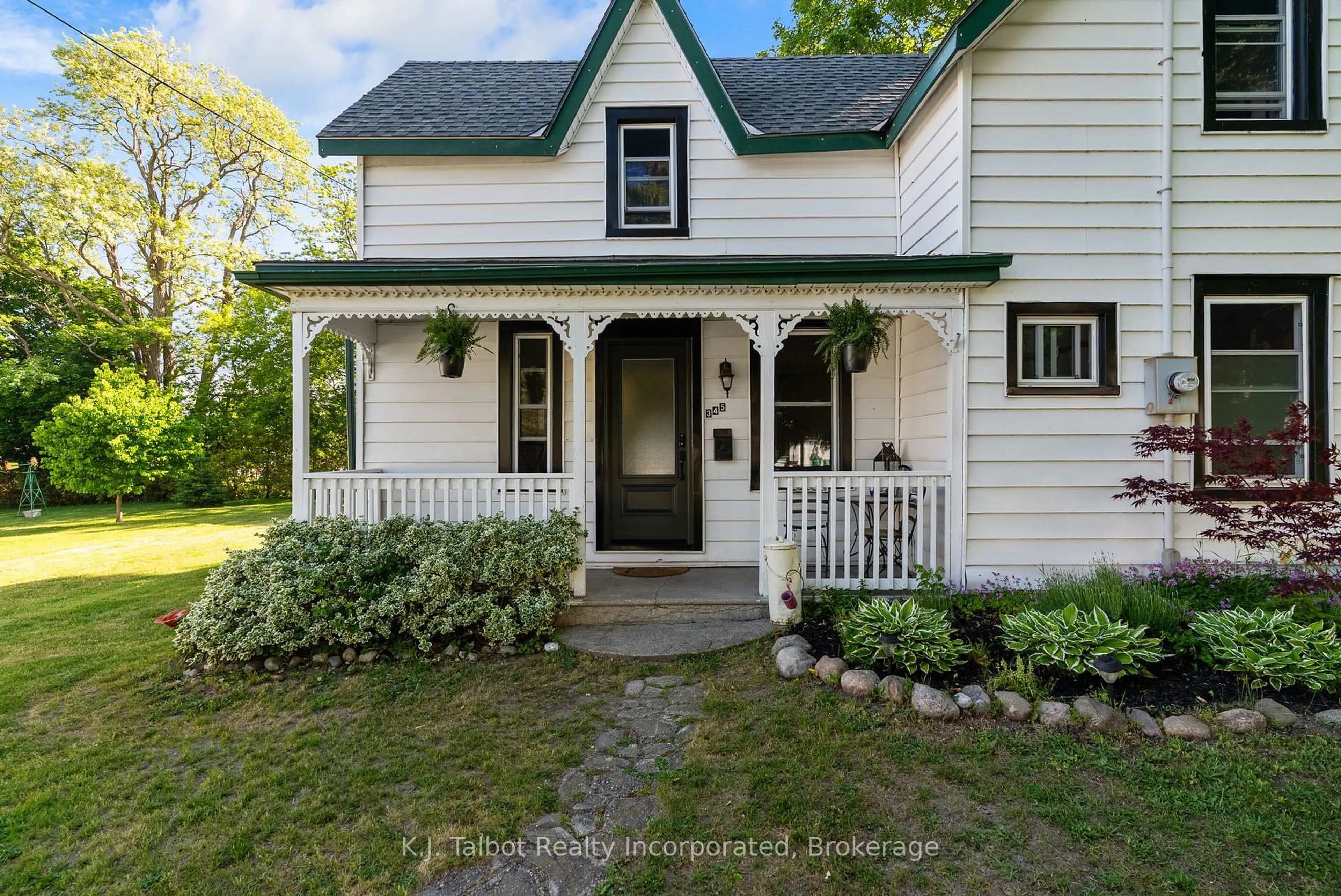 Home with vinyl exterior material, street for 345 Cambridge St, Goderich Ontario N7A 2Y9