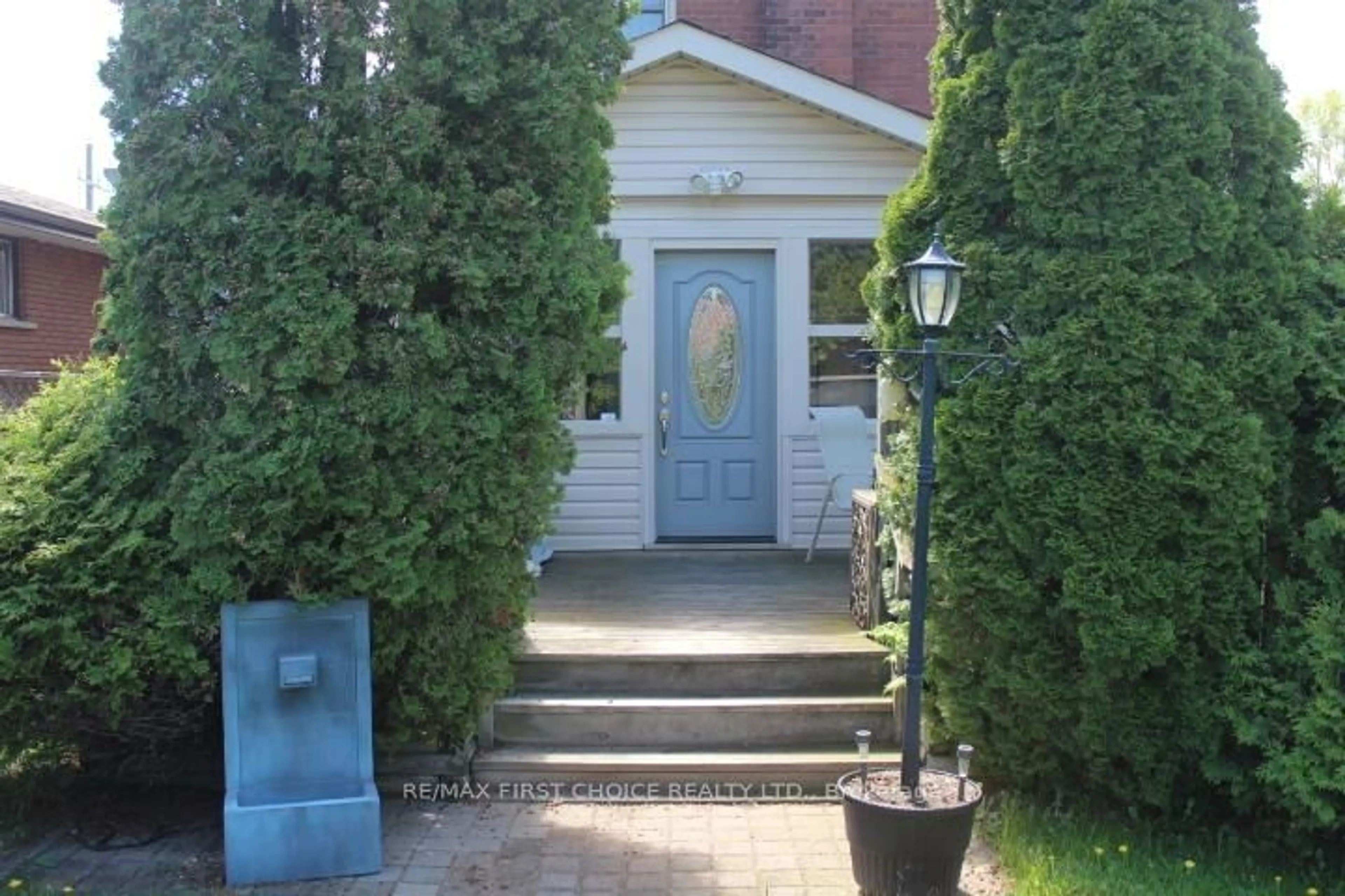 Unknown for 310 Algoma St, Thunder Bay Ontario P7A 5A9
