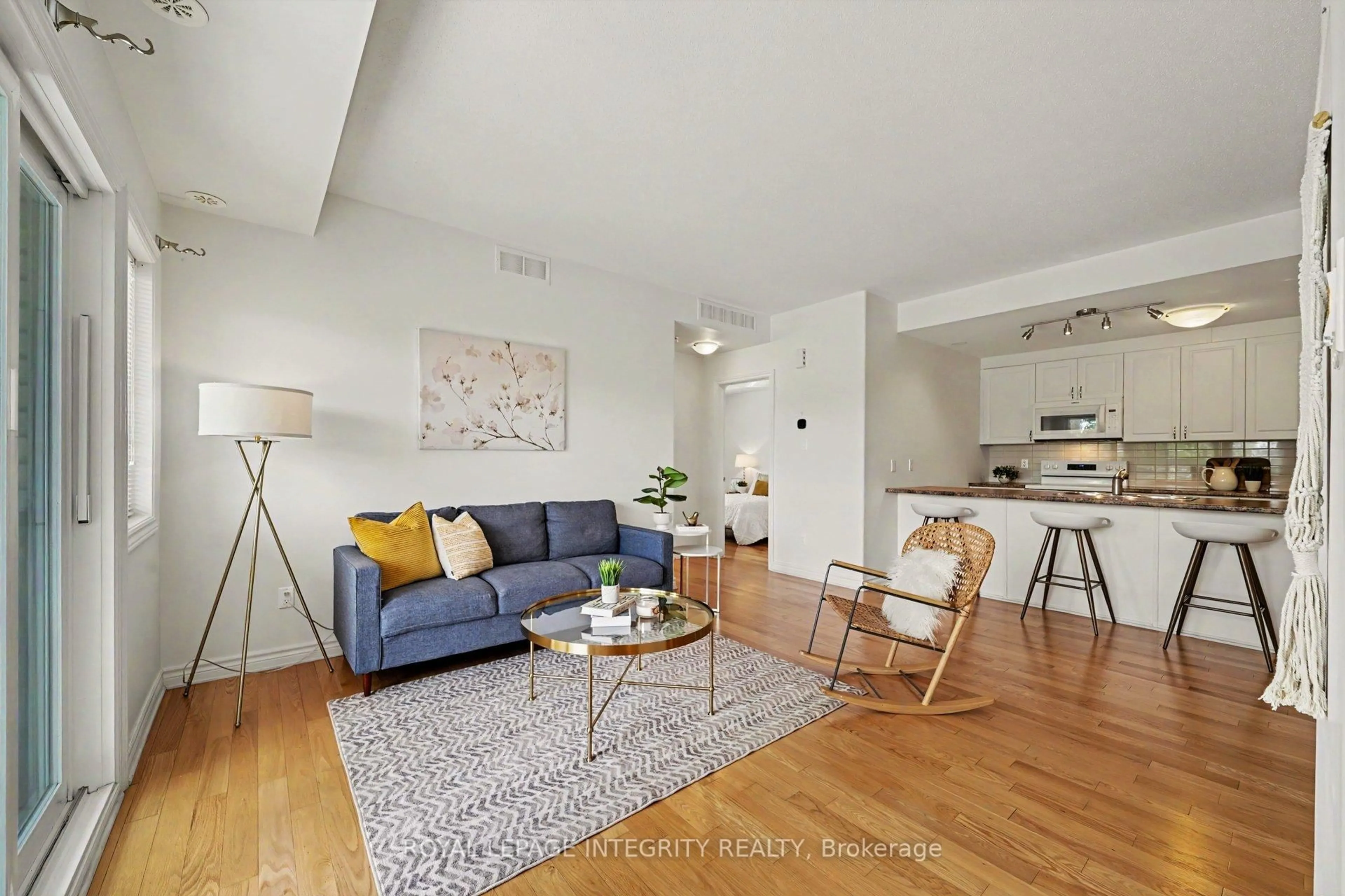 Living room with furniture, unknown for 139 Harthill Way #I, Ottawa Ontario K2J 5V1