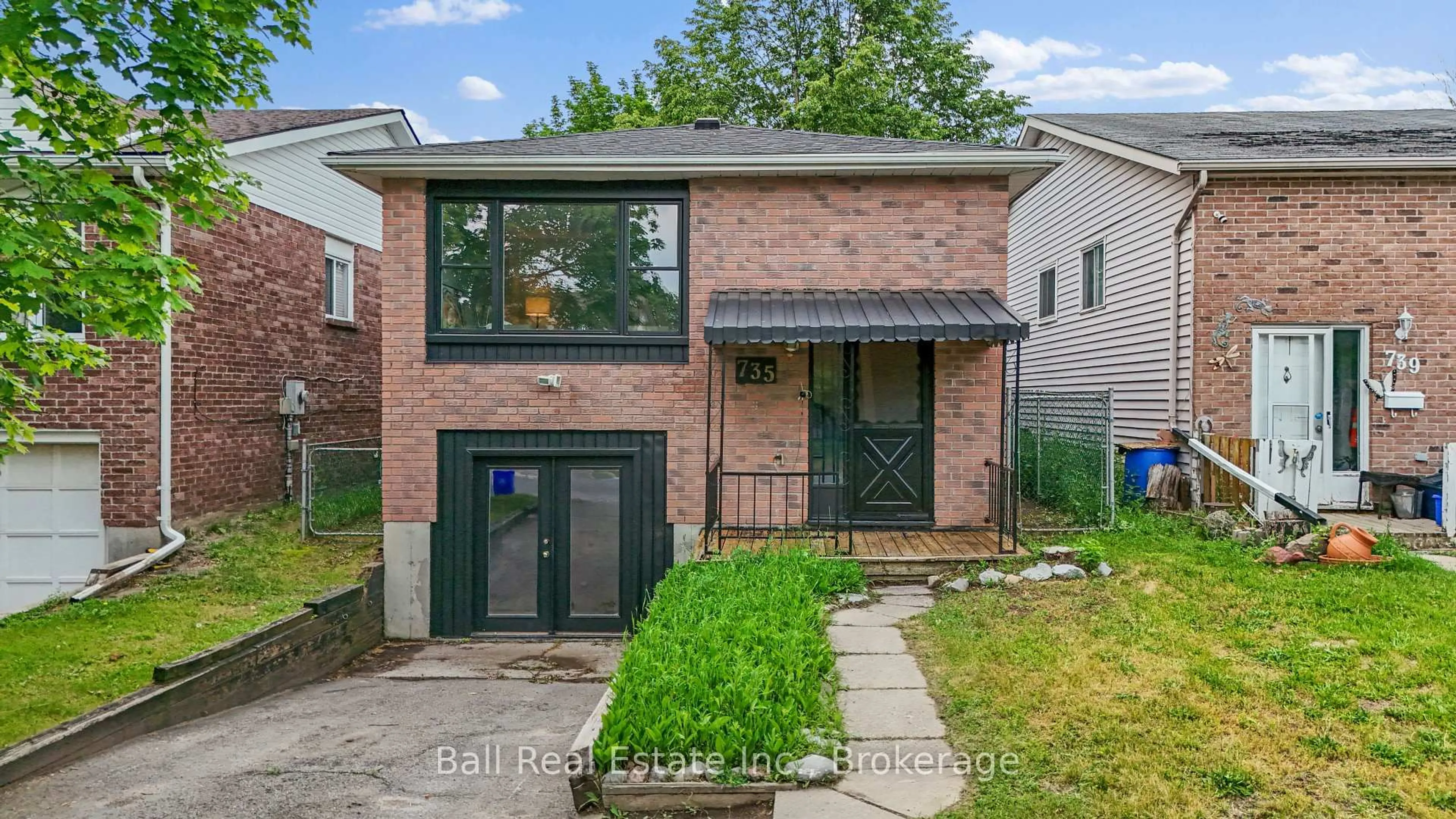 Home with brick exterior material, street for 735 Mountain Ash Rd, Peterborough Ontario K9J 8K1