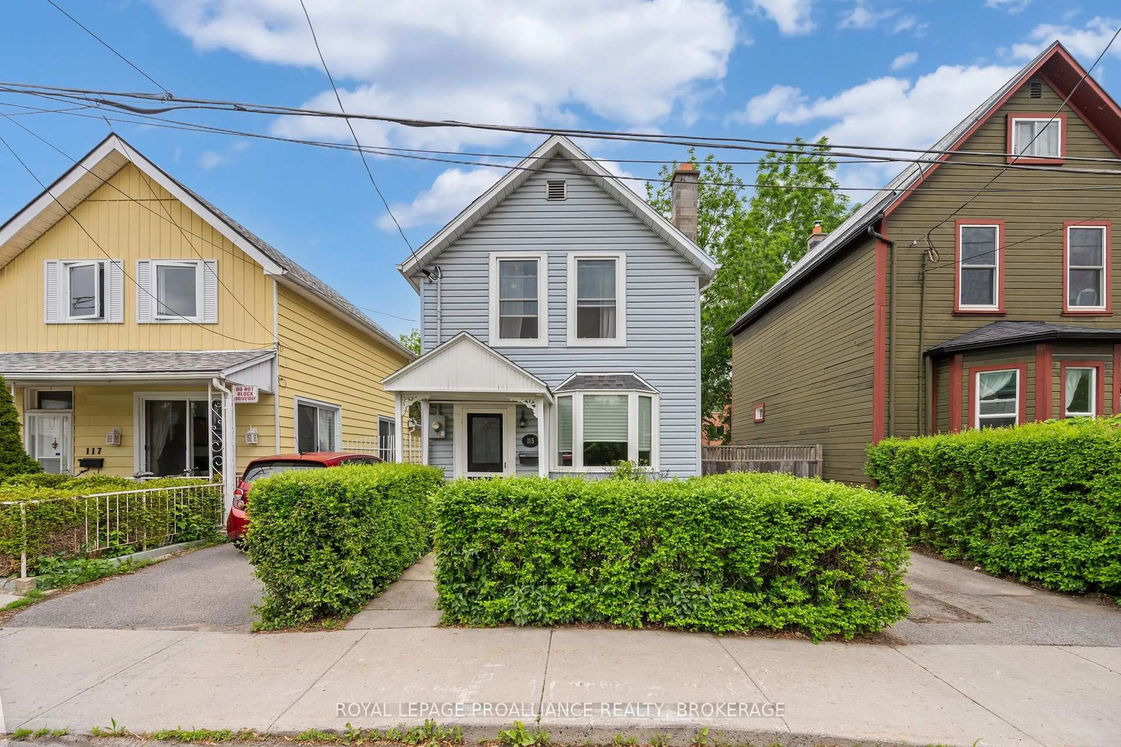 A pic from outside/outdoor area/front of a property/back of a property/a pic from drone, street for 115 James St, Kingston Ontario K7K 1Z5