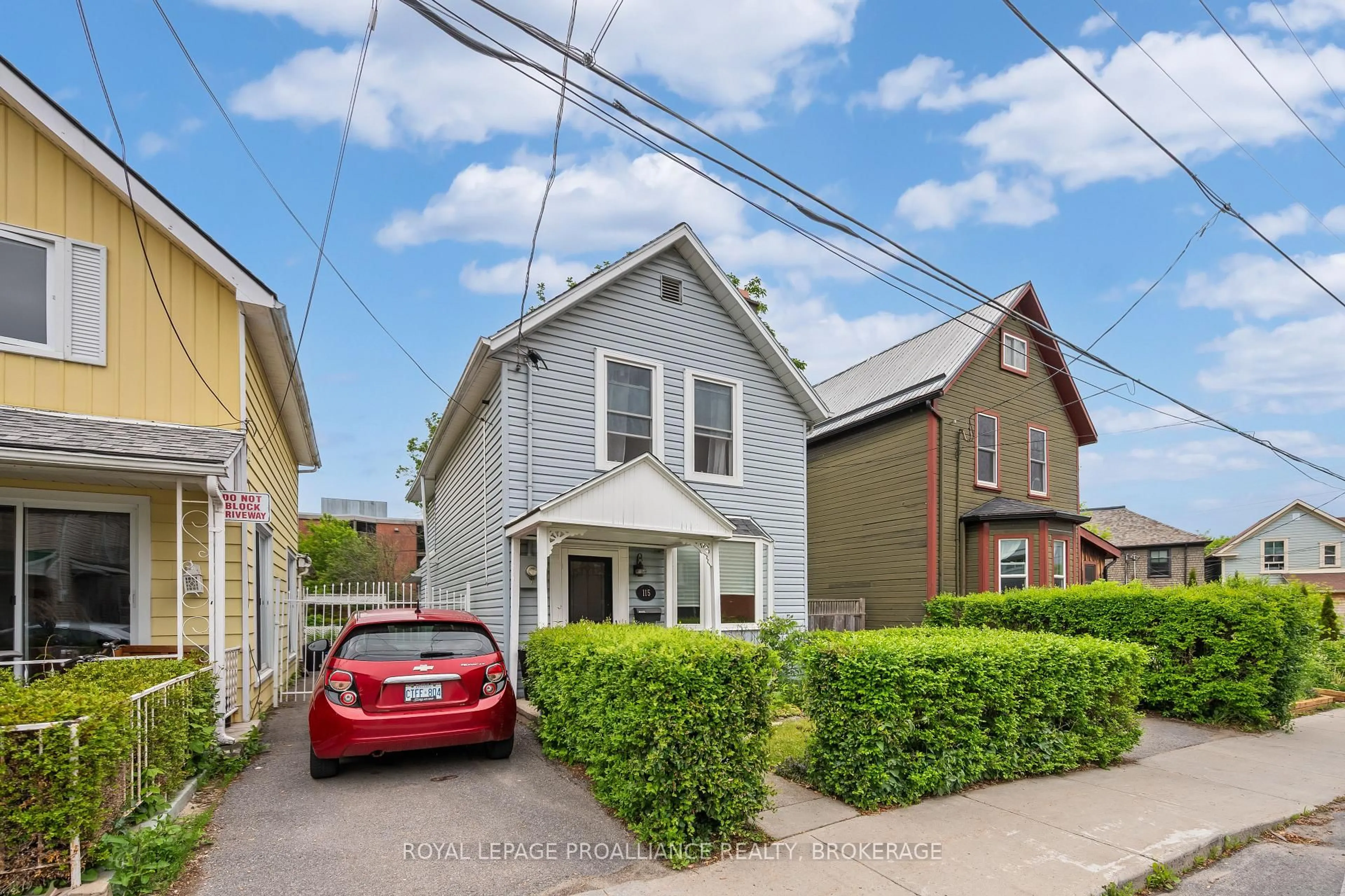 A pic from outside/outdoor area/front of a property/back of a property/a pic from drone, street for 115 James St, Kingston Ontario K7K 1Z5