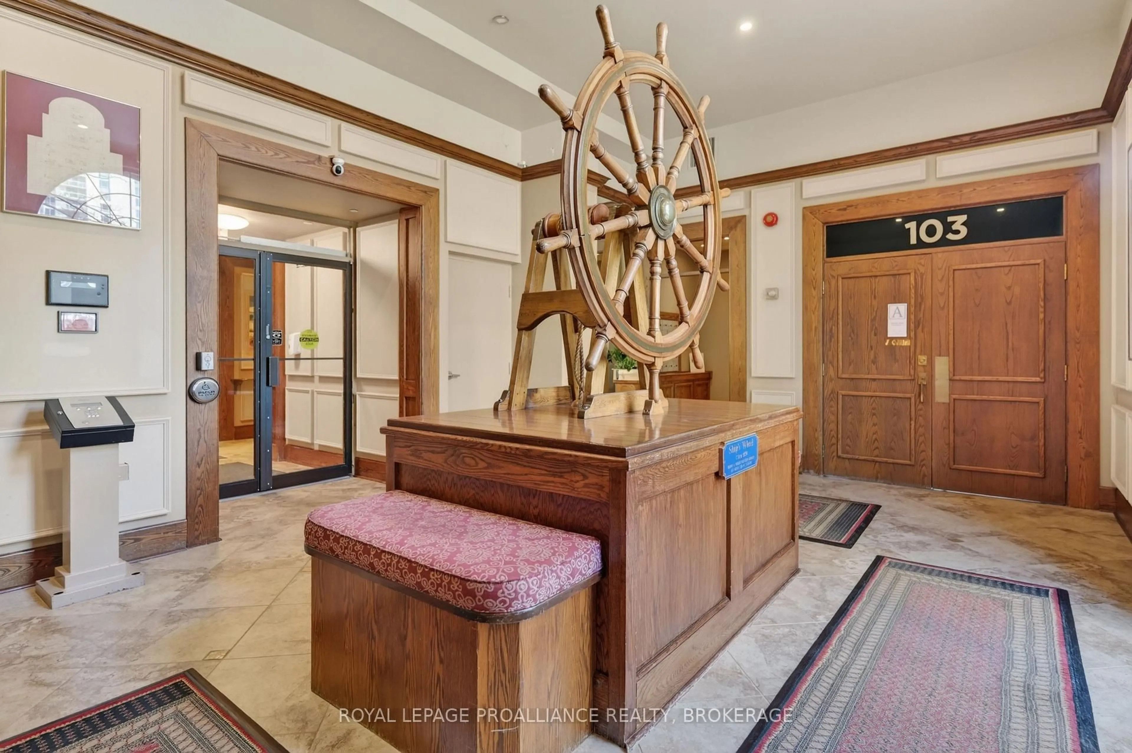 Indoor foyer for 20 Gore St #402, Kingston Ontario K7L 2L1